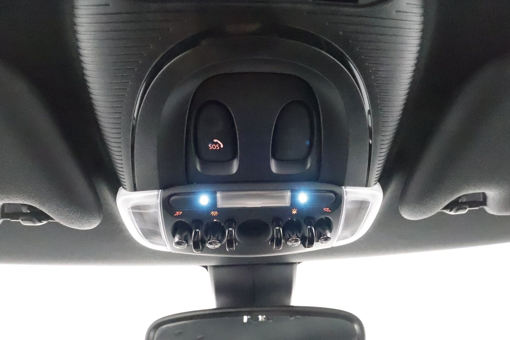 Mini JOHN COOPER WORKS 2022 A Experience - 3,99 % KORKOTARJOUS TÄHÄN AUTOON - 1-om. Suomi-auto / Facelift / HUD / Adapt. vakkari / Digimittaristo / ComfortAccess / P.kamera / AppleCarplay / Tulossa toimipisteeseen!