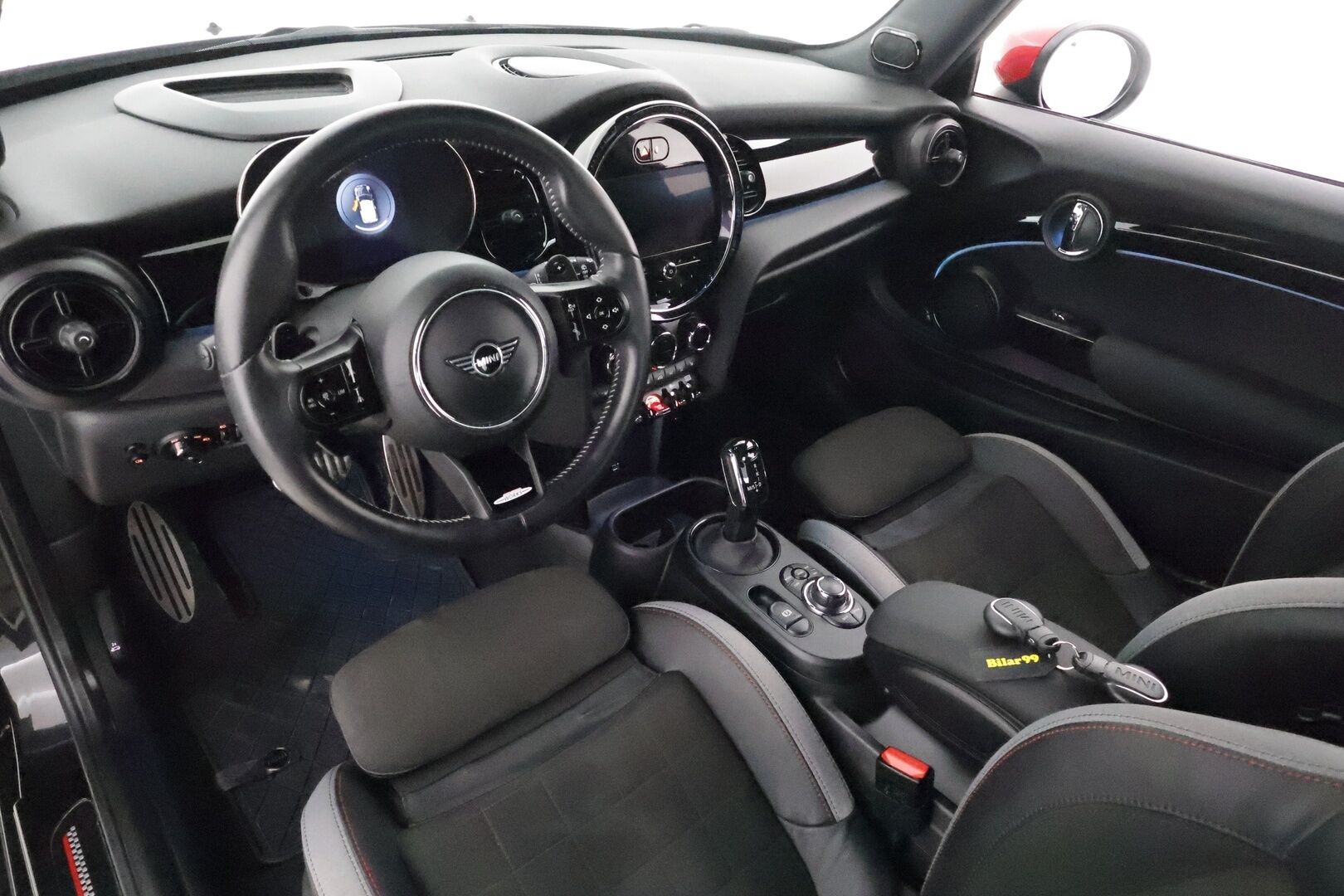 Mini JOHN COOPER WORKS 2022 A Experience - 3,99 % KORKOTARJOUS TÄHÄN AUTOON - 1-om. Suomi-auto / Facelift / HUD / Adapt. vakkari / Digimittaristo / ComfortAccess / P.kamera / AppleCarplay / Tulossa toimipisteeseen!