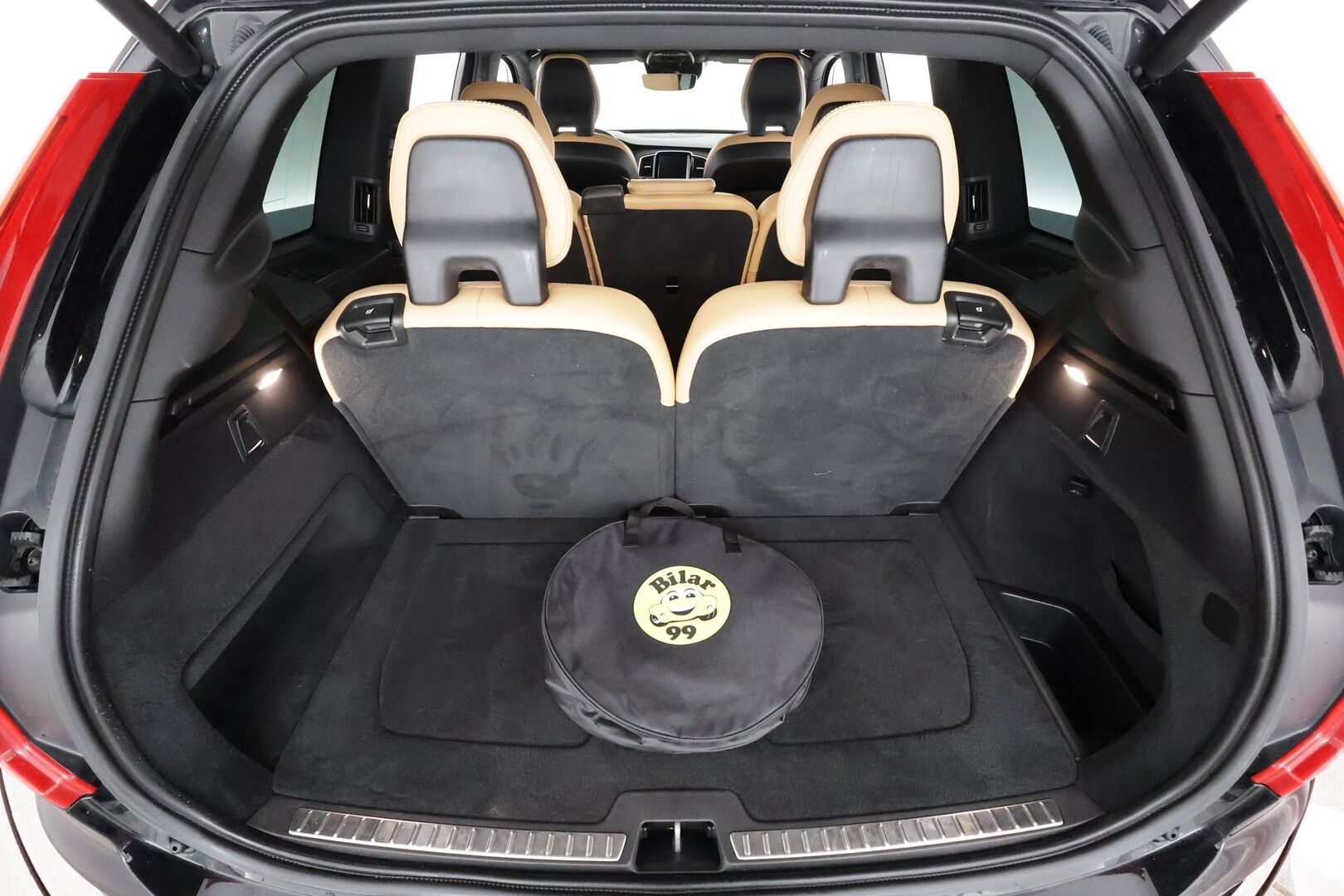 Volvo XC90 2019 T8 TwE AWD Inscription aut - | Pilot assist | Webasto | Koukku | Full-LED | Muistipenkit | Panorama | High Performance audio | Sporttinahat | P.Kamera | Kahdet Renkaat |