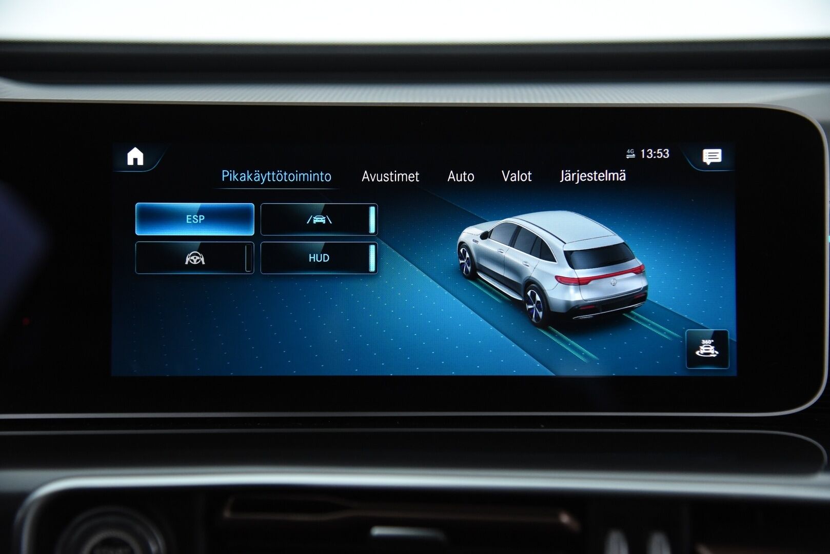 Mercedes-Benz EQC 2019 400 4Matic AMG / Distronic+ / Vetokoukku / Panorama / Lämpöpumppu / Muistipenkit / HUD / IHC+ / P-Kamera - Kattoluukku / Merkkihuollettu / Keyless / Ambient / Apple&Android