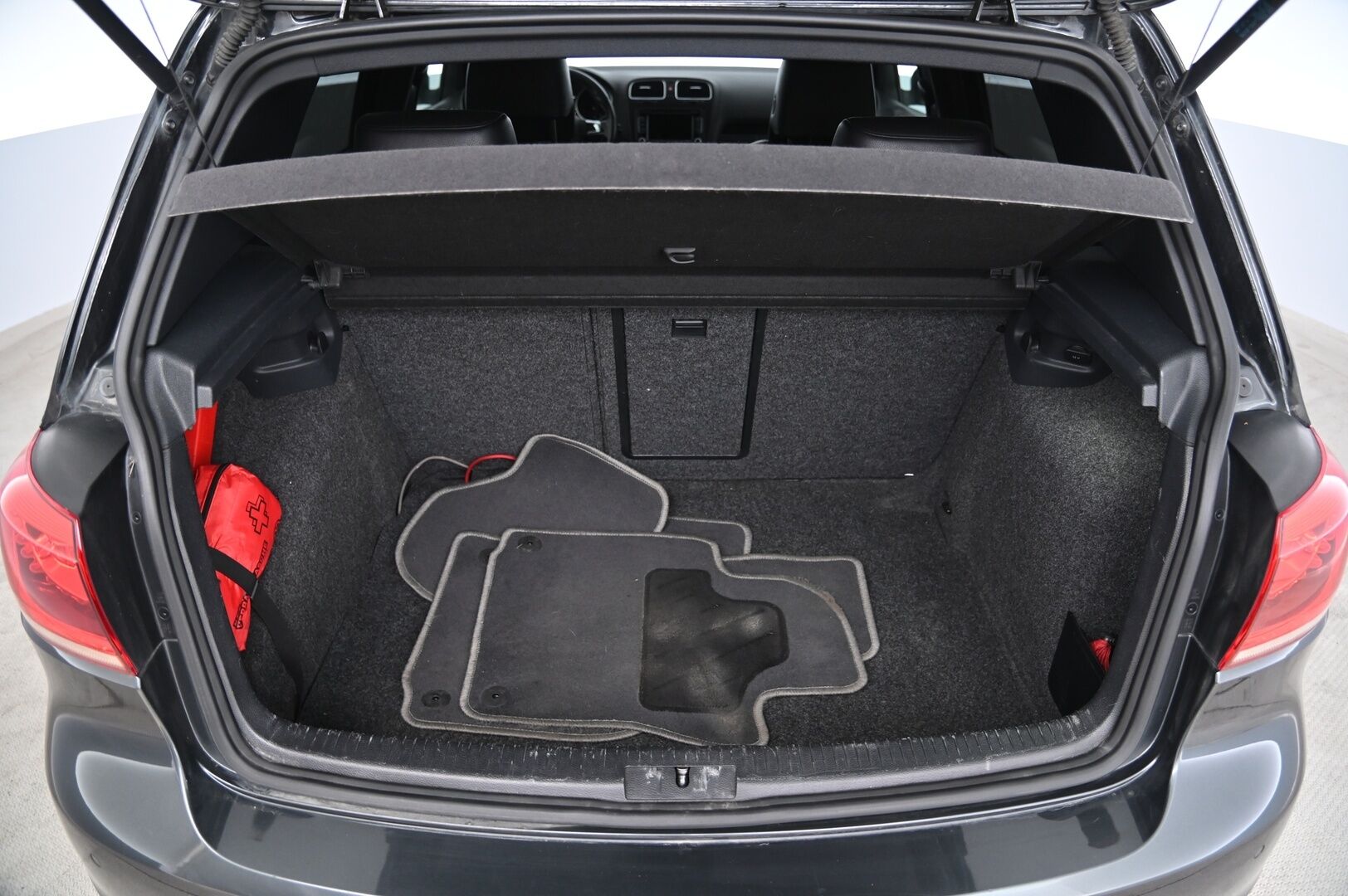 Volkswagen Golf 2012 GTI 2,0 TSI - Myydään Huutokaupat.com
