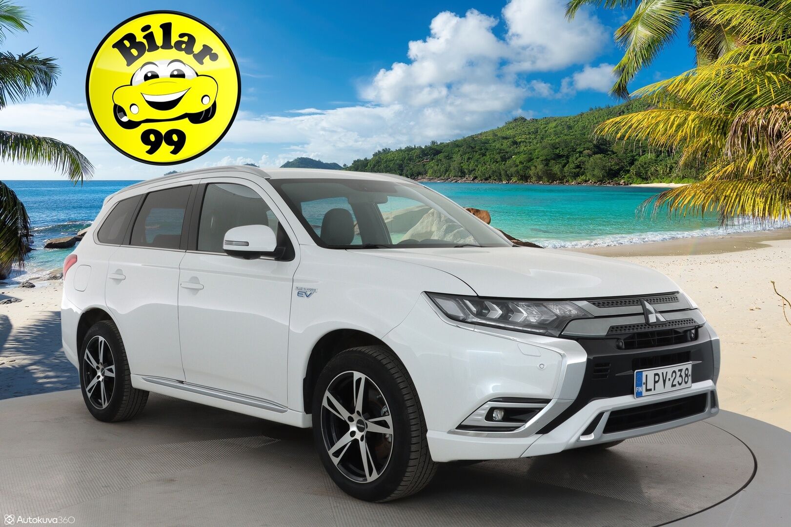 Mitsubishi Outlander PHEV 2019 PHEV Business X 4WD **Merkkihuollettu / Koukku / LED / BLIS / 360 Kamera / Keyless / Nahkasisusta / Kahdet renkaat**