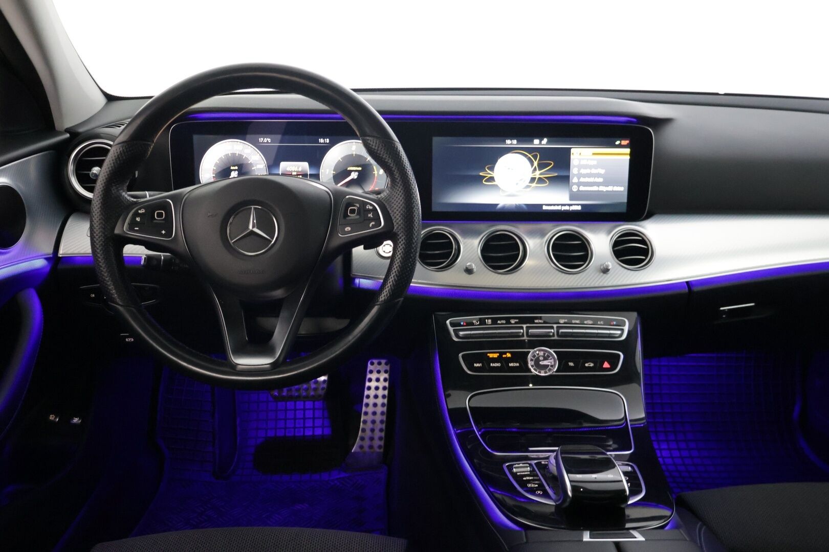 Mercedes-Benz E 2017 E 220 d 4MATIC All-Terrain - | Wide Screen | BLIS | Kattoluukku | Sähkökoukku | Peruutuskamera | Metalliväri |
