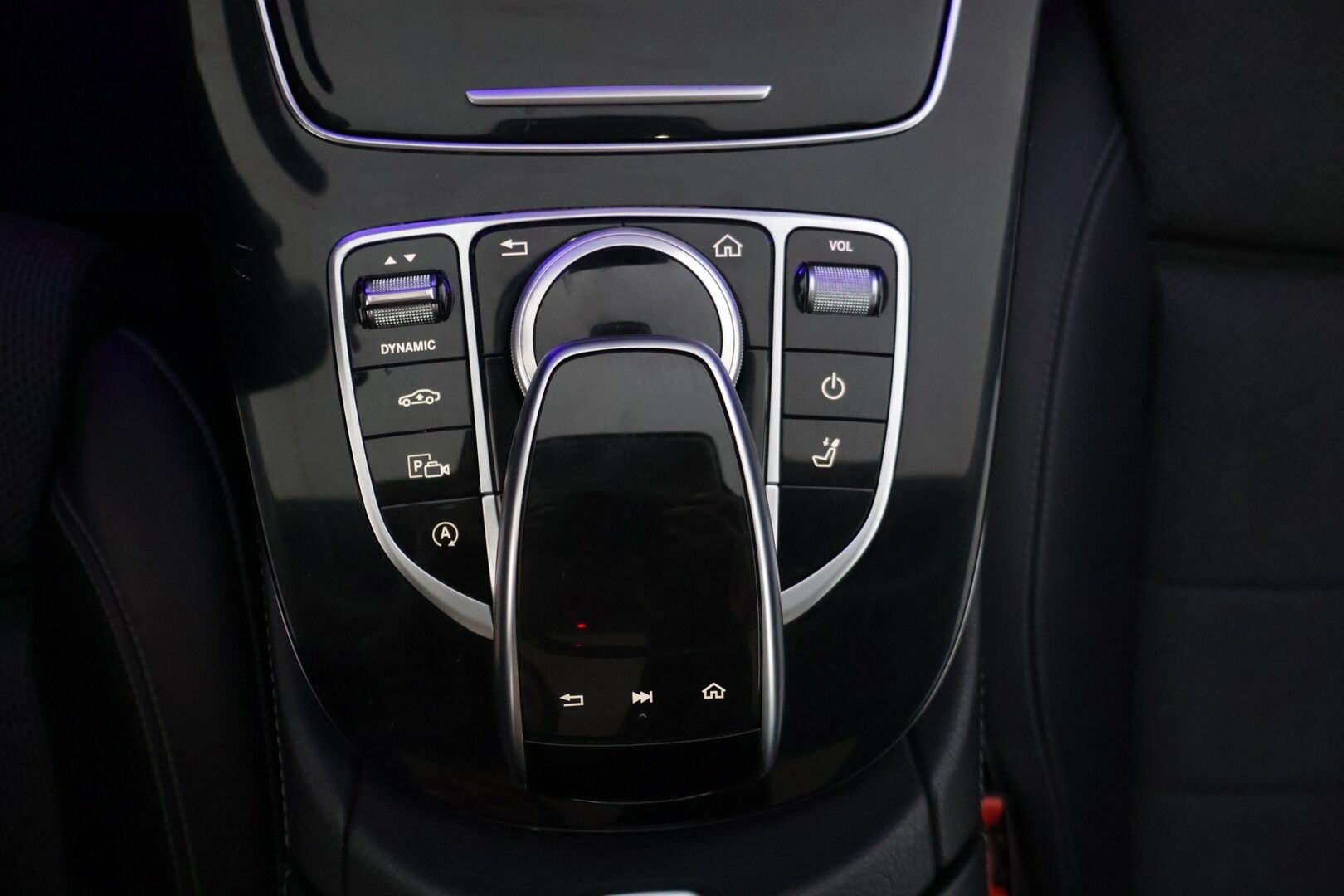 Mercedes-Benz E 2017 E 220 d 4MATIC All-Terrain - | Wide Screen | BLIS | Kattoluukku | Sähkökoukku | Peruutuskamera | Metalliväri |