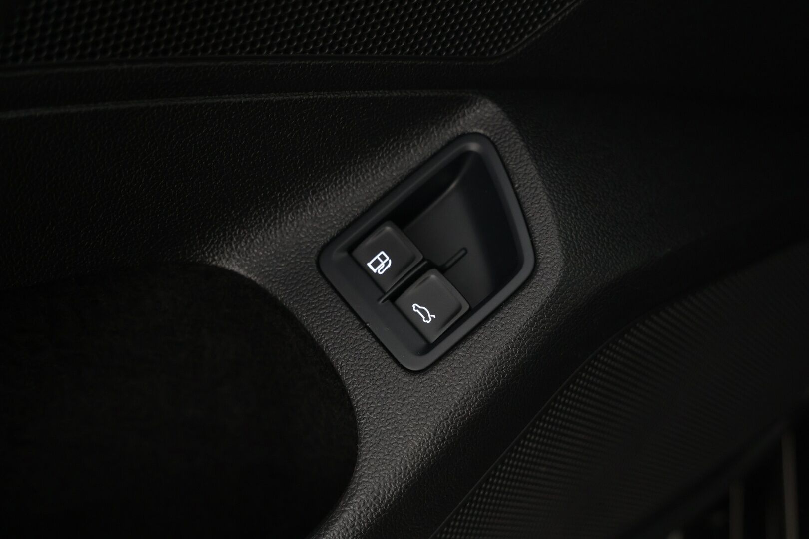 Volkswagen Passat 2019 Variant GTE Plug-In Hybrid 160 kW (218 hv) DSG-automaatti - Siisti yksilö / Vetokoukku / Osittain Sähkösäätöinen ergoComfort - HULLUT AVAJAISHULINAT KORKOTARJOUS 3,29 %