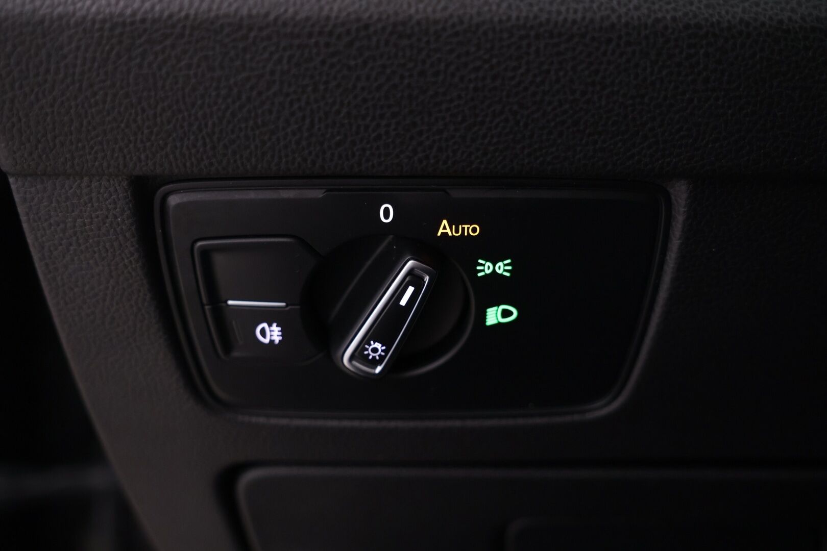 Volkswagen Passat 2019 Variant GTE Plug-In Hybrid 160 kW (218 hv) DSG-automaatti - Siisti yksilö / Vetokoukku / Osittain Sähkösäätöinen ergoComfort - HULLUT AVAJAISHULINAT KORKOTARJOUS 3,29 %