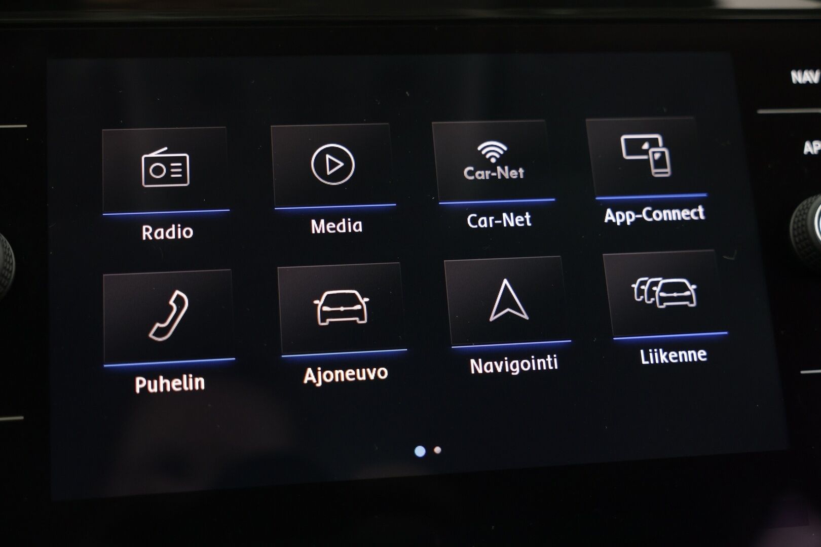 Volkswagen Passat 2019 Variant GTE Plug-In Hybrid 160 kW (218 hv) DSG-automaatti - Siisti yksilö / Vetokoukku / Osittain Sähkösäätöinen ergoComfort - HULLUT AVAJAISHULINAT KORKOTARJOUS 3,29 %