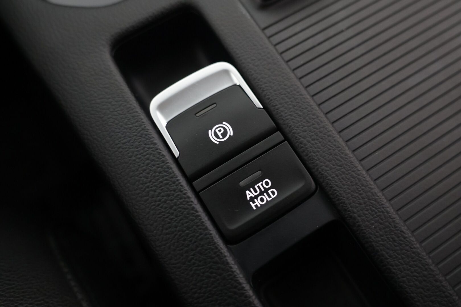 Volkswagen Passat 2019 Variant GTE Plug-In Hybrid 160 kW (218 hv) DSG-automaatti - Siisti yksilö / Vetokoukku / Osittain Sähkösäätöinen ergoComfort - HULLUT AVAJAISHULINAT KORKOTARJOUS 3,29 %