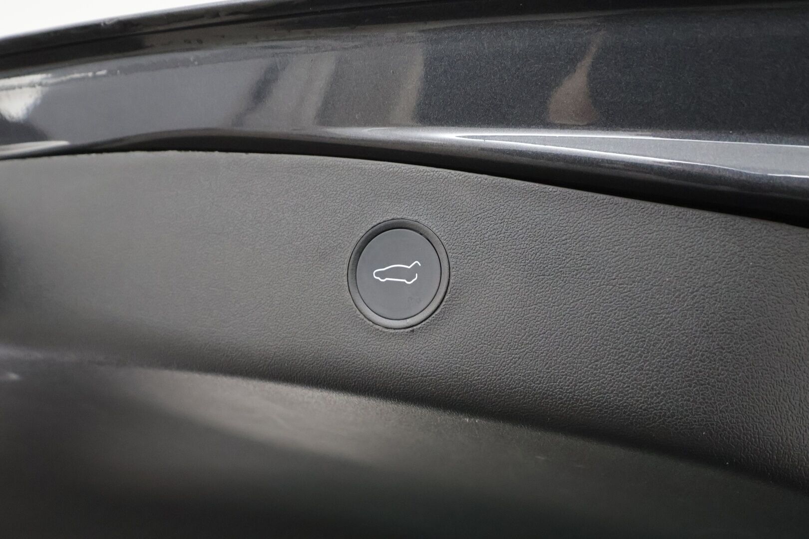 Tesla Model 3 2021 Long Range - | ACC | ILP | Koukku | Valkoiset nahat | Lasikatto | Premium Audio | Matrix-LED | Sähkönahat | Muistipenkki | P.kamera | 2x renkaat aluin | 
