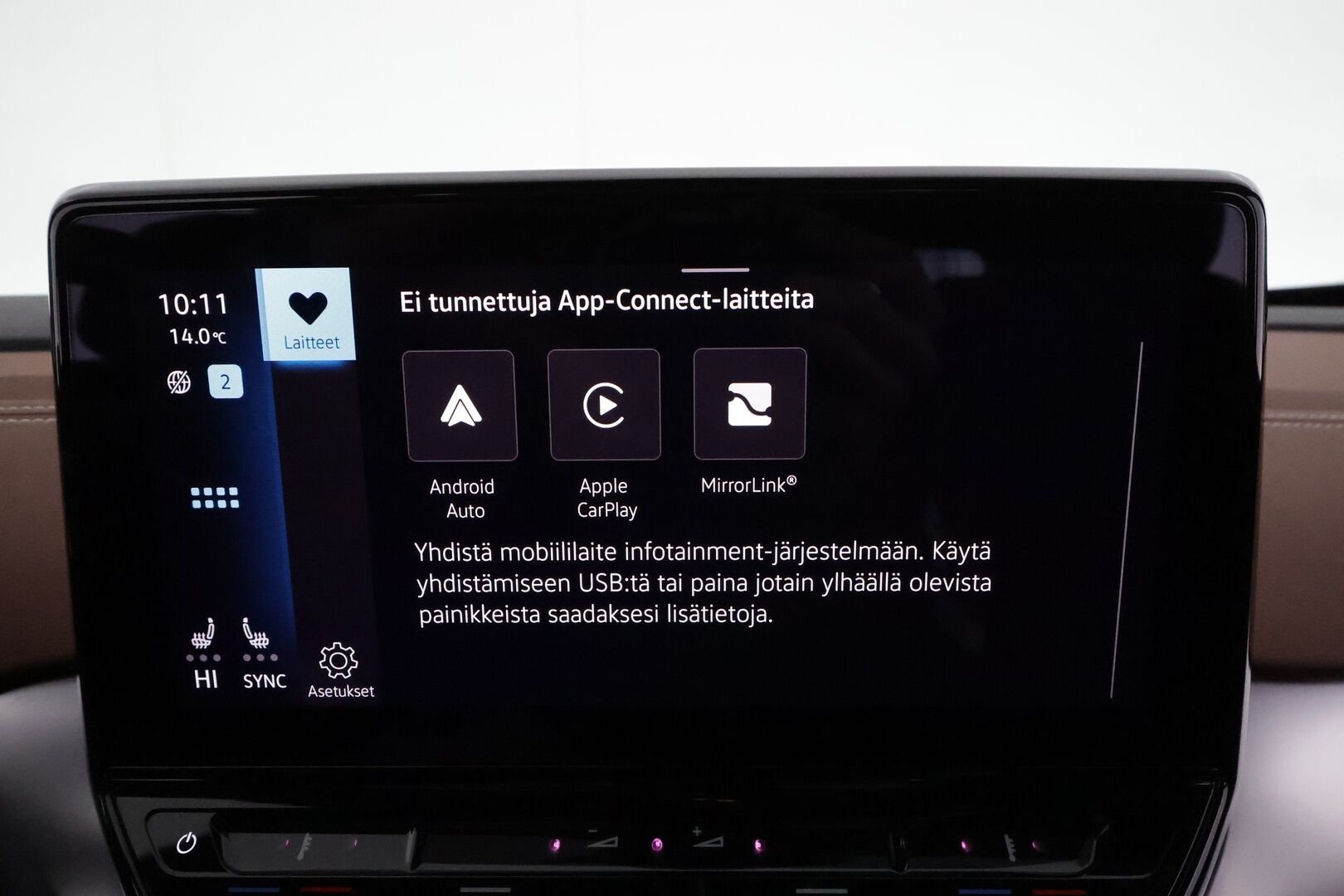 Volkswagen ID.4 2022 Pro Performance Business 150 kW **ILP / ACC / Matrix-LED / P.kamera / Kaistavahti / Navi / Nahka-Alcantara / KeylessGO** - 3,99 % KORKOTARJOUS TÄHÄN AUTOON 21.9. ASTI! - 1-om Suomi-auto / 2x Latauskaapelit / Kahdet Renkaat / Merkkihuollettu!