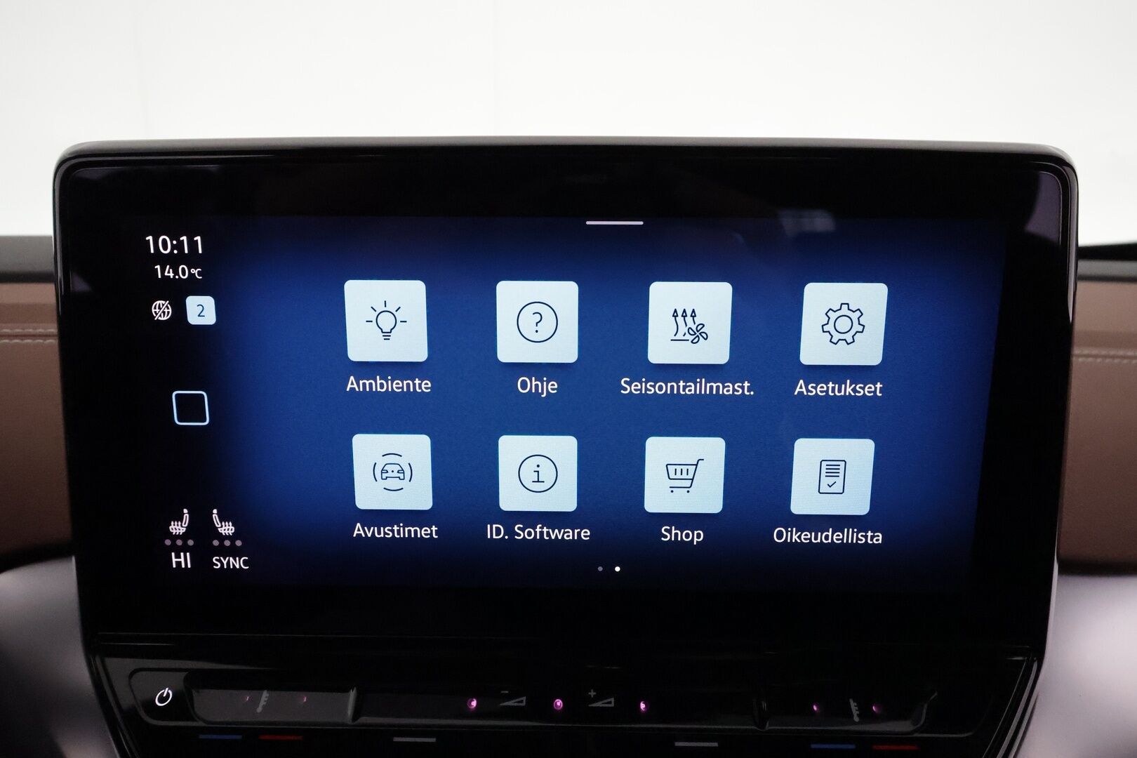 Volkswagen ID.4 2022 Pro Performance Business 150 kW **ILP / ACC / Matrix-LED / P.kamera / Kaistavahti / Navi / Nahka-Alcantara / KeylessGO** - 3,99 % KORKOTARJOUS TÄHÄN AUTOON 21.9. ASTI! - 1-om Suomi-auto / 2x Latauskaapelit / Kahdet Renkaat / Merkkihuollettu!