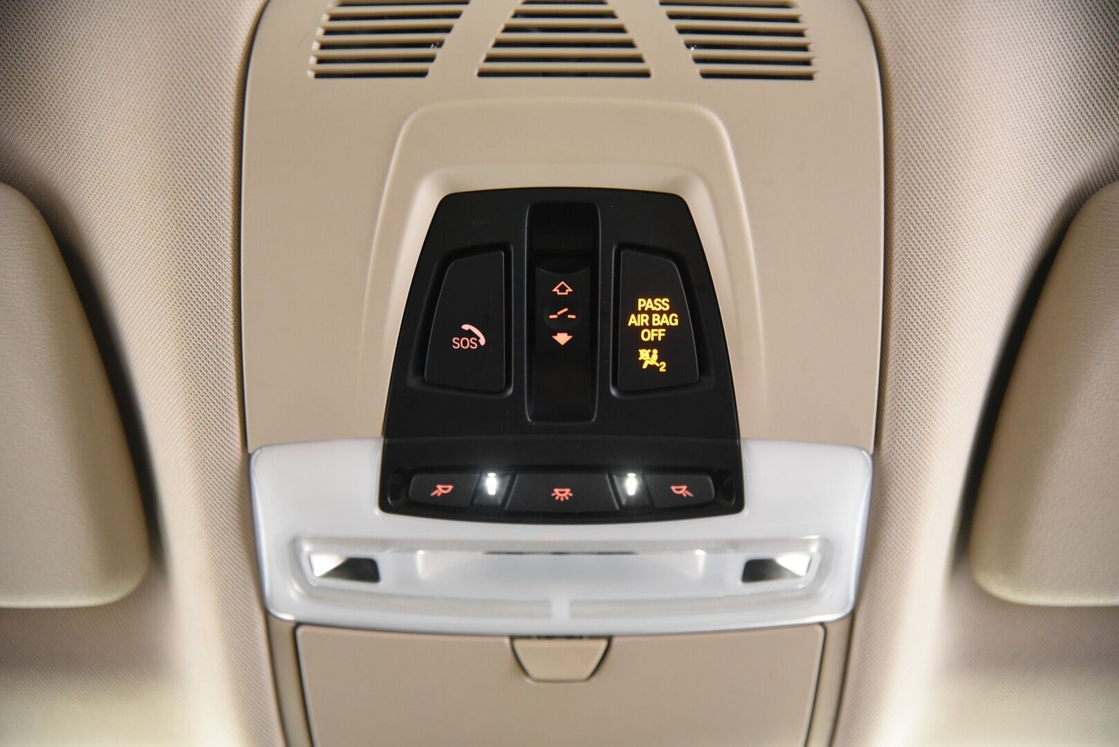 BMW X5 2015 F15 xDrive35d A * H/K / HUD / Comfort-penkit / P-kamera / Koukku / Panorama * - Adapt. Xenon / Comfort access / Ilmastoidut istuimet / Prof.navi - HULLUT AVAJAISHULINAT KORKOTARJOUS 3,29 %