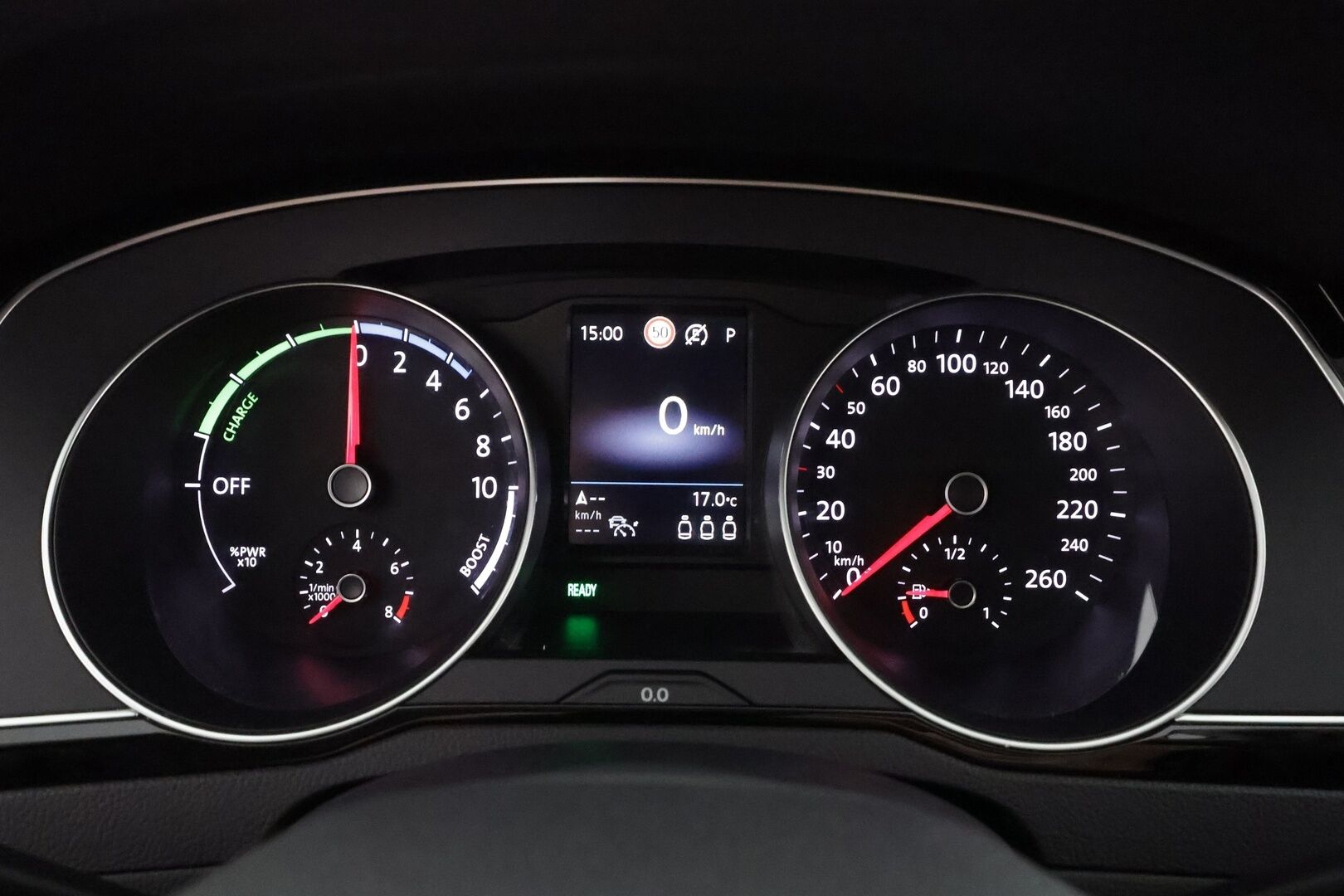 Volkswagen Passat 2020 Variant GTE Plug-In Hybrid 160 kW DSG - | Webasto | Koukku | ACC | LED | P.Kamera | Nahka-Alcantara | Navi | Kaistavahti | 2x Latauskaapelit | Merkkihuollot | Kahdet renkaat |