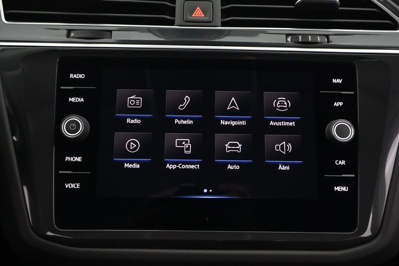 Volkswagen Tiguan 2021 Style 2,0 TDI SCR 110 kW 4MOTION DSG-automaatti - *Webasto / Adapt. vakkari / Blis / Lane assist / Koukku / P.kamera!*