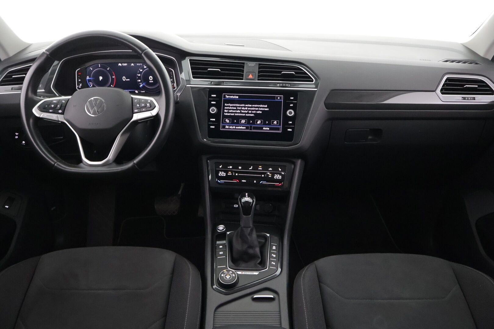 Volkswagen Tiguan 2021 Style 2,0 TDI SCR 110 kW 4MOTION DSG-automaatti - *Webasto / Adapt. vakkari / Blis / Lane assist / Koukku / P.kamera!*