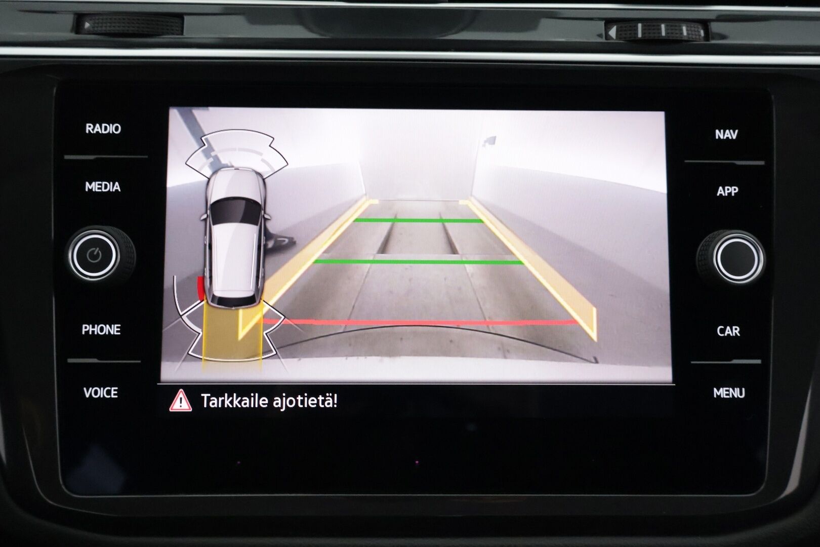 Volkswagen Tiguan 2021 Style 2,0 TDI SCR 110 kW 4MOTION DSG-automaatti - *Webasto / Adapt. vakkari / Blis / Lane assist / Koukku / P.kamera!*