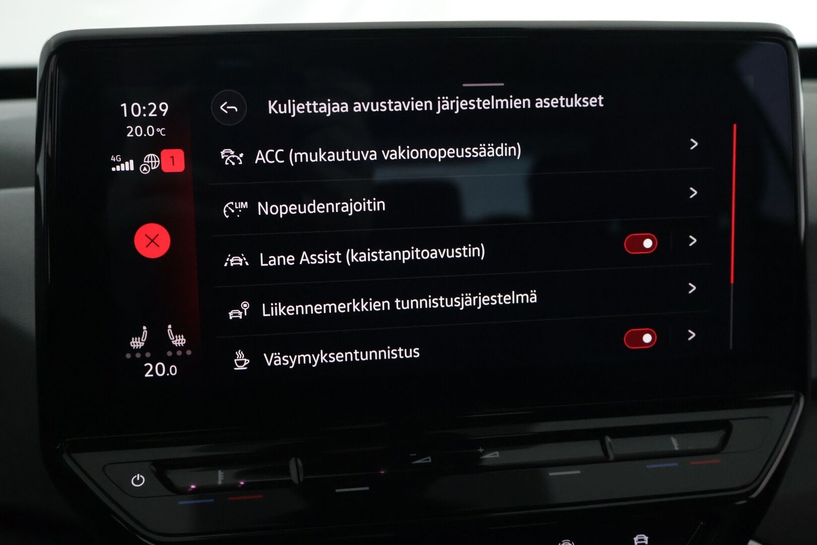 Volkswagen ID.3 2021 Pro Performance - ACC / Lämpöpumppu / Navigointi / 19” Andoya-alut / Lämmitettävä ratti / Apple CarPlay & Android Auto