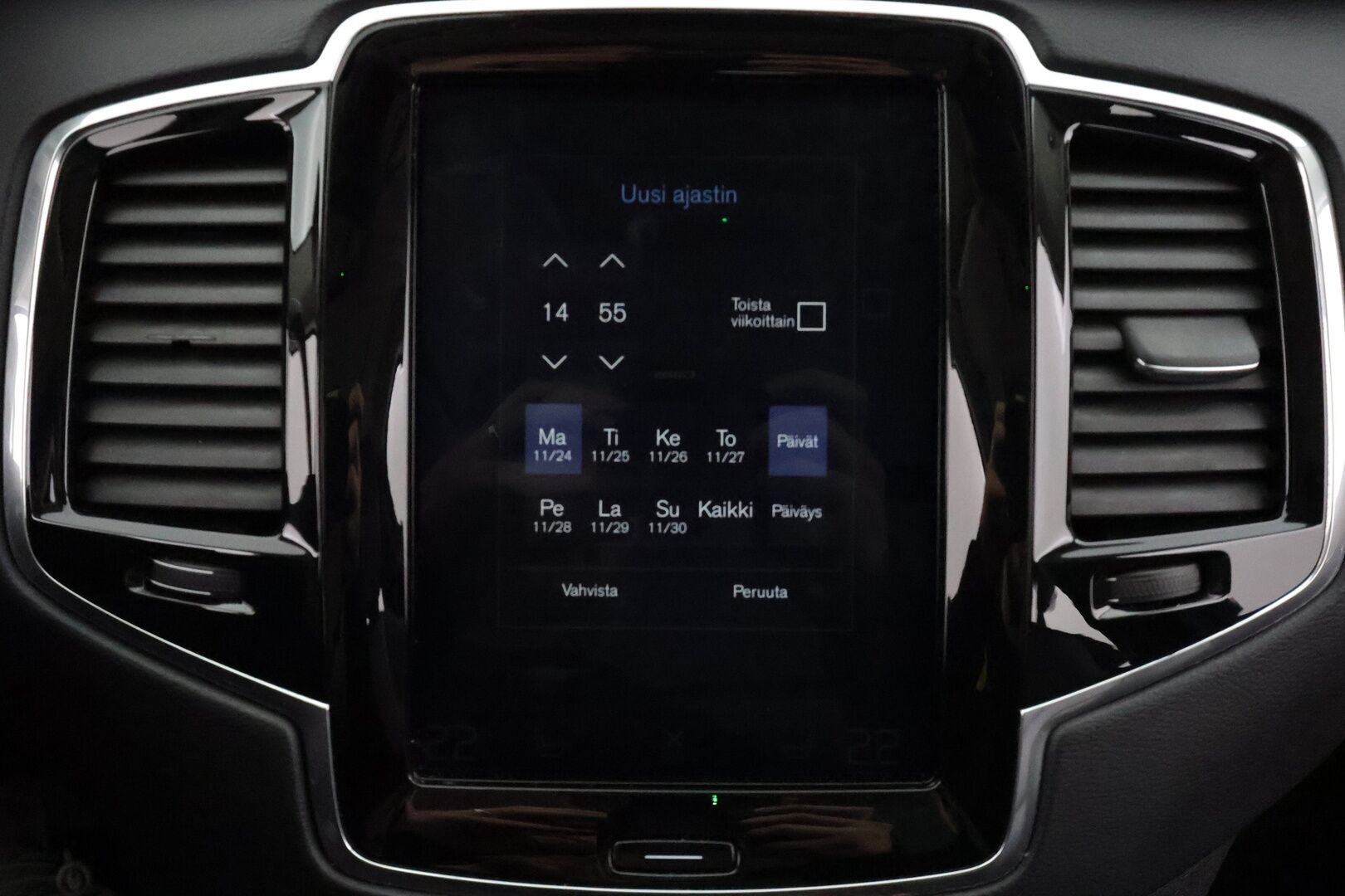 Volvo XC90 2019 T8 TwE AWD Inscription 7-P * Webasto / Koukku / B&O / Panorama / HUD / Full-LED / ACC / 360° / Sportnahat Muistilla * - Ilma-alusta / Kahdet renkaat / Merkkihuollettu! - HULLU BLACKWEEK KORKOTARJOUS 2,49%