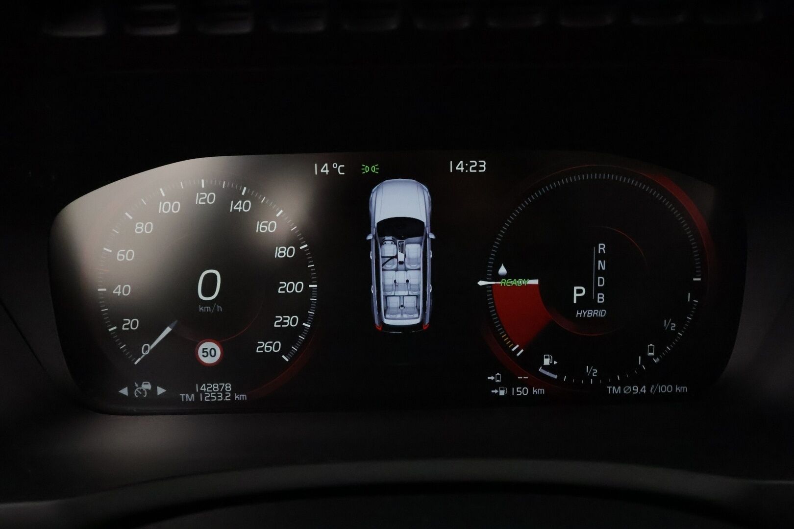 Volvo XC90 2019 T8 TwE AWD Inscription 7-P * Webasto / Koukku / B&O / Panorama / HUD / Full-LED / ACC / 360° / Sportnahat Muistilla * - Ilma-alusta / Kahdet renkaat / Merkkihuollettu! - HULLU BLACKWEEK KORKOTARJOUS 2,49%