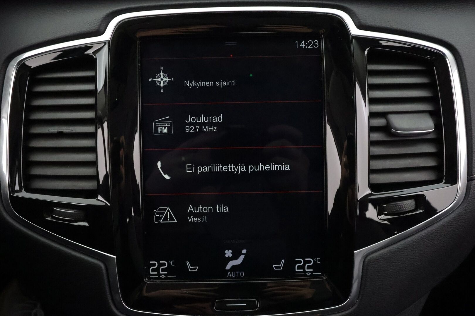 Volvo XC90 2019 T8 TwE AWD Inscription 7-P * Webasto / Koukku / B&O / Panorama / HUD / Full-LED / ACC / 360° / Sportnahat Muistilla * - Ilma-alusta / Kahdet renkaat / Merkkihuollettu! - HULLU BLACKWEEK KORKOTARJOUS 2,49%