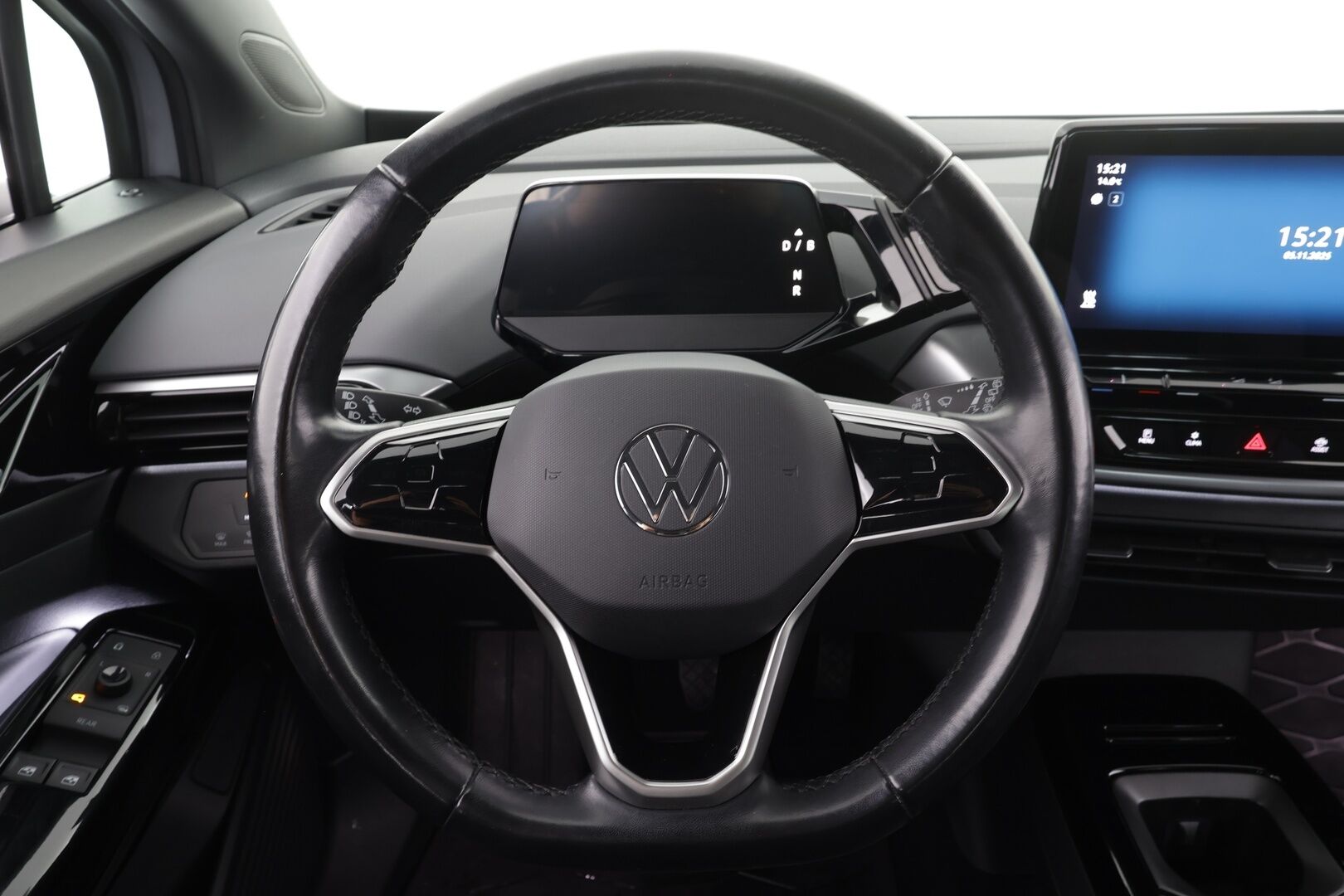 Volkswagen ID.4 2021 Pure City 109 kW * Koukku / ILP / ACC / LED / P.tutkat / Navi / Kaistavahti * - 1-om Suomi-auto / 2x Latauskaapelit / Kahdet renkaat / 