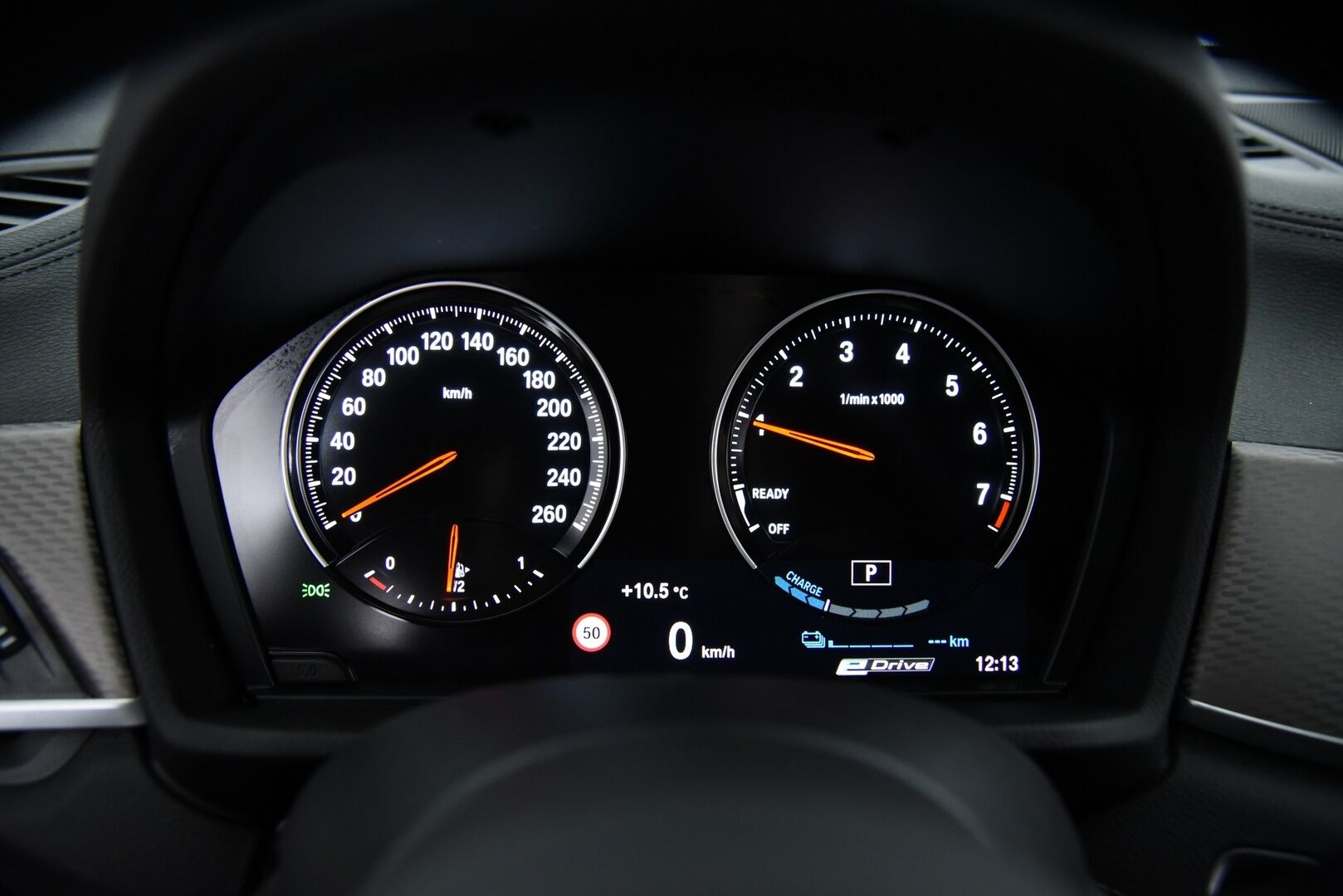 BMW X2 2021 F39 xDrive 25e Business M sport X / Adapt. vak / HUD / HiFi / Navigation Plus / Muistipenkki / - Driving assistant plus / Merkkihuollettu / 2x aluvanteet 