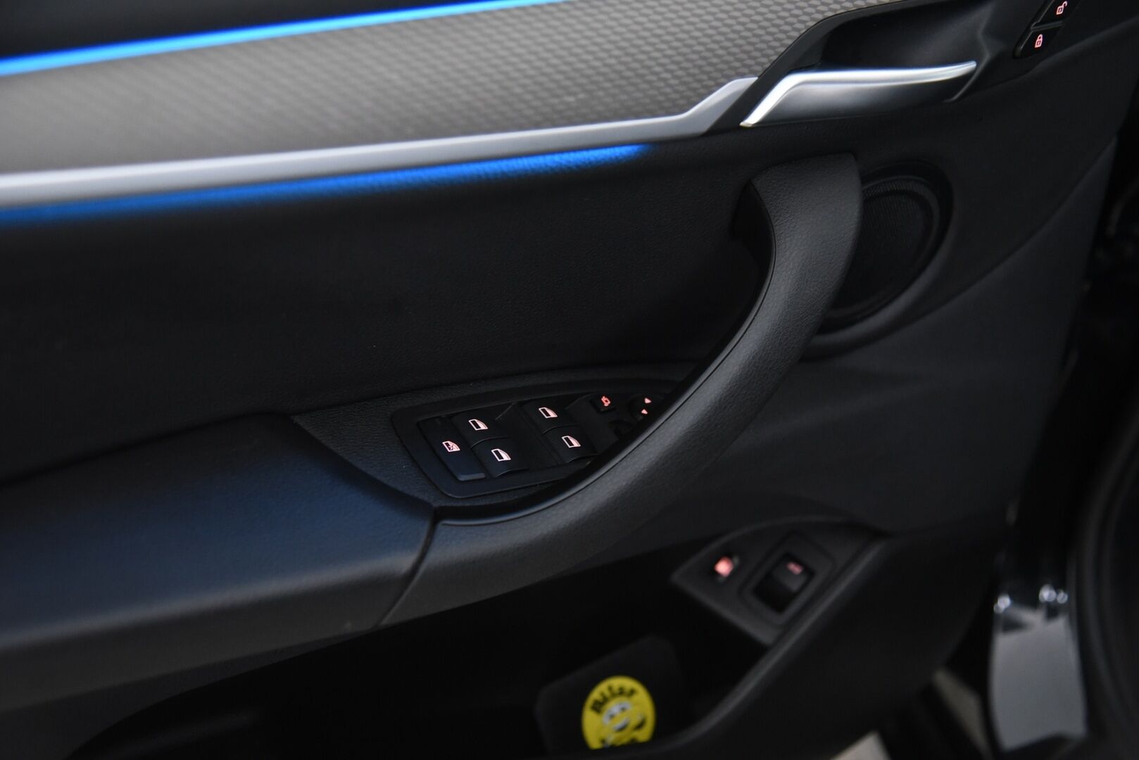 BMW X2 2021 F39 xDrive 25e Business M sport X / Adapt. vak / HUD / HiFi / Navigation Plus / Muistipenkki / - M-Sport sisä- ja ulkopaketilla! / DAP / Huippu varusteltu / 