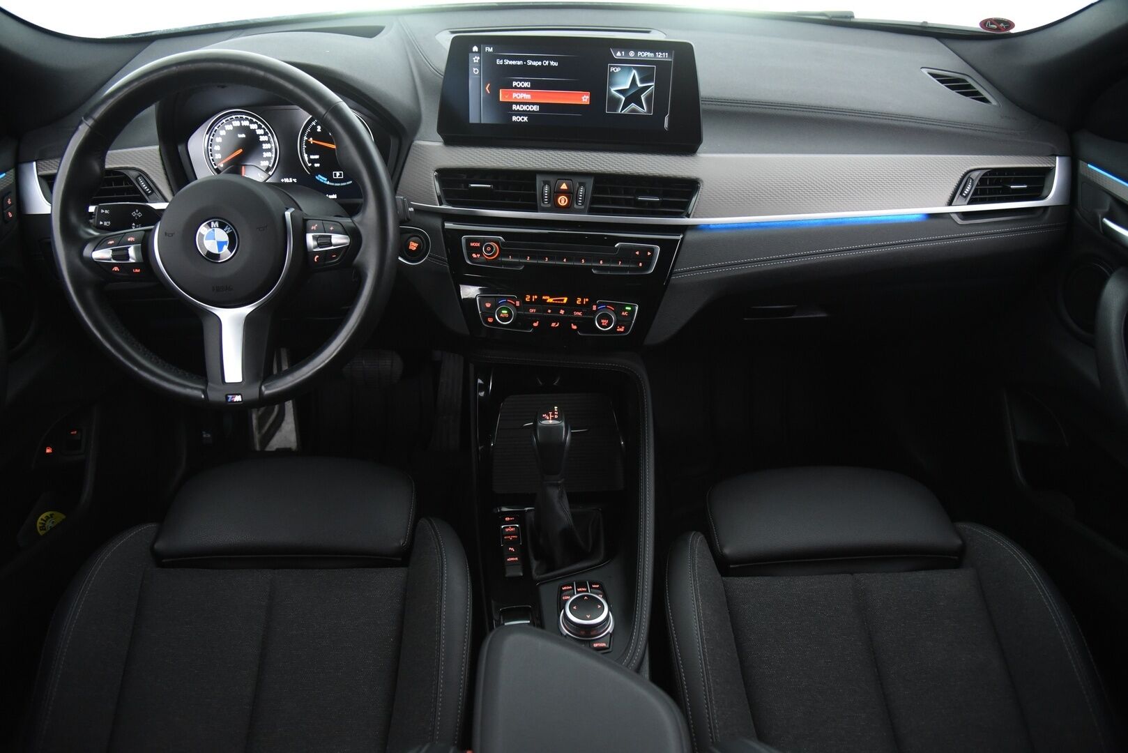 BMW X2 2021 F39 xDrive 25e Business M sport X / Adapt. vak / HUD / HiFi / Navigation Plus / Muistipenkki / - Driving assistant plus / Merkkihuollettu / 2x aluvanteet 