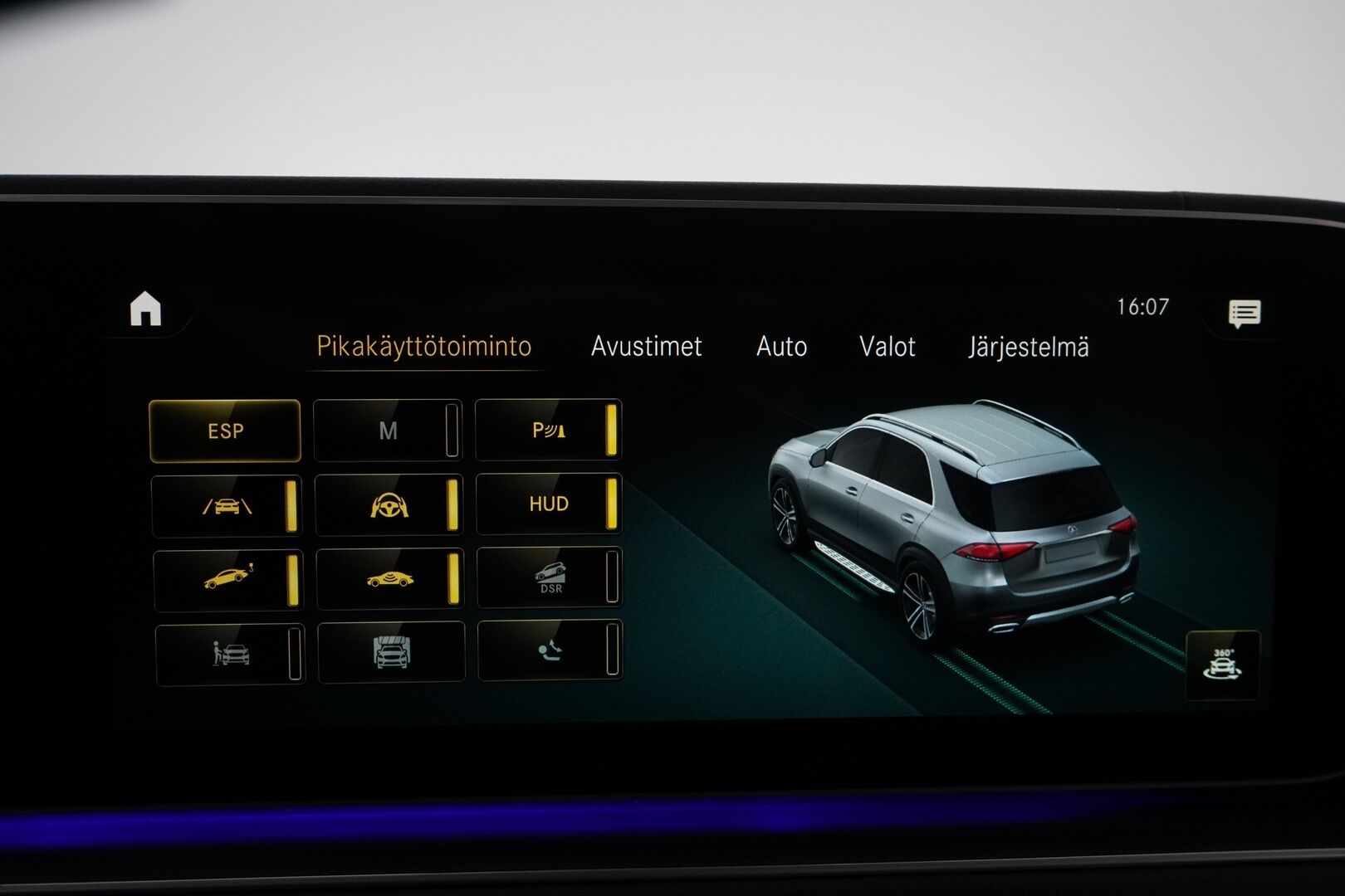 Mercedes-Benz GLE 2020 350 de 4MATIC EQ Power AMG  *Panorama / Koukku / Distronic+ / Burmester / Kamera / keyless / Lisälämmitin / Muistipenkit / Navi* - 2,99 % KORKOTARJOUS TÄHÄN AUTOON - Juuri tehty iso huolto / Vossen 23" kesävanteet / Kahdet vanteet / 3500kg Vetomassa / Puhdas Carvertical