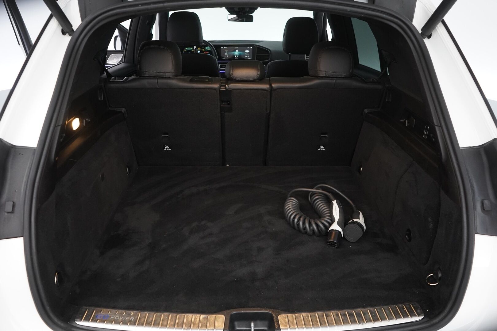 Mercedes-Benz GLE 2020 350 de 4MATIC EQ Power AMG  *Panorama / Koukku / Distronic+ / Burmester / Kamera / keyless / Lisälämmitin / Muistipenkit / Navi* - 2,99 % KORKOTARJOUS TÄHÄN AUTOON - Juuri tehty iso huolto / Vossen 23" kesävanteet / Kahdet vanteet / 3500kg Vetomassa / Puhdas Carvertical
