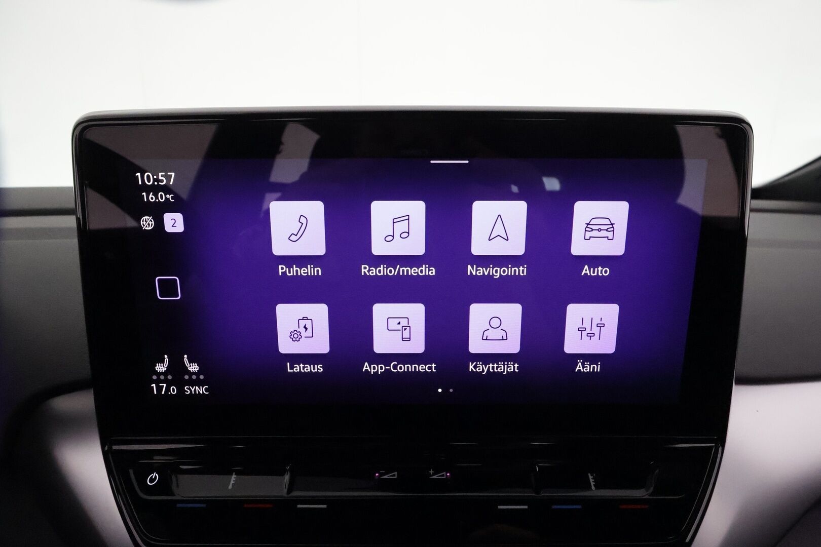Volkswagen ID.4 2022 Pro Performance Life 150 kW **ILP / ACC / P.Tutkat / LED-valot / Navi / Kaistavahti / Ambient-valaistus** - 1-om Suomi-auto / 2x Latauskaapelit / Kahdet Renkaat / Merkkihuollettu!