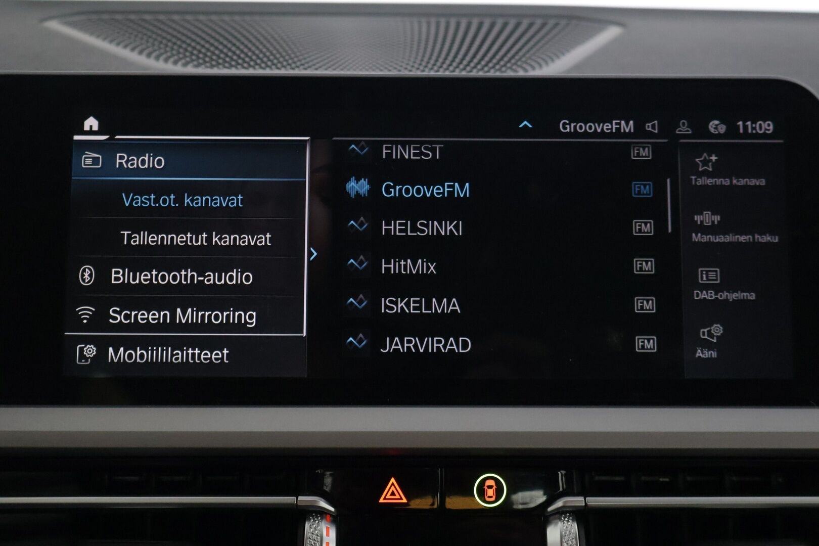 BMW 320 2022 G20 Sedan 320e A Charged Edition - | 2.Om Suomi-auto | Digimittaristo | Urheilupenkit | Puolinahat | Hifit | BMW Led | Comfort access | CarPlay | Tutkat |