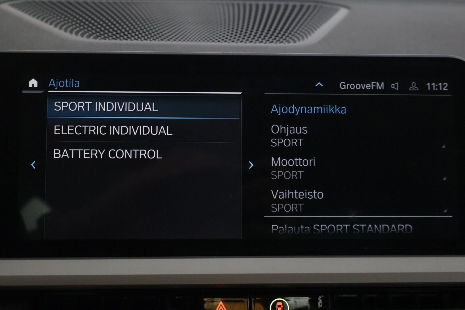 BMW 320 2022 G20 Sedan 320e A Charged Edition - | 2.Om Suomi-auto | Digimittaristo | Urheilupenkit | Puolinahat | Hifit | BMW Led | Comfort access | CarPlay | Tutkat |
