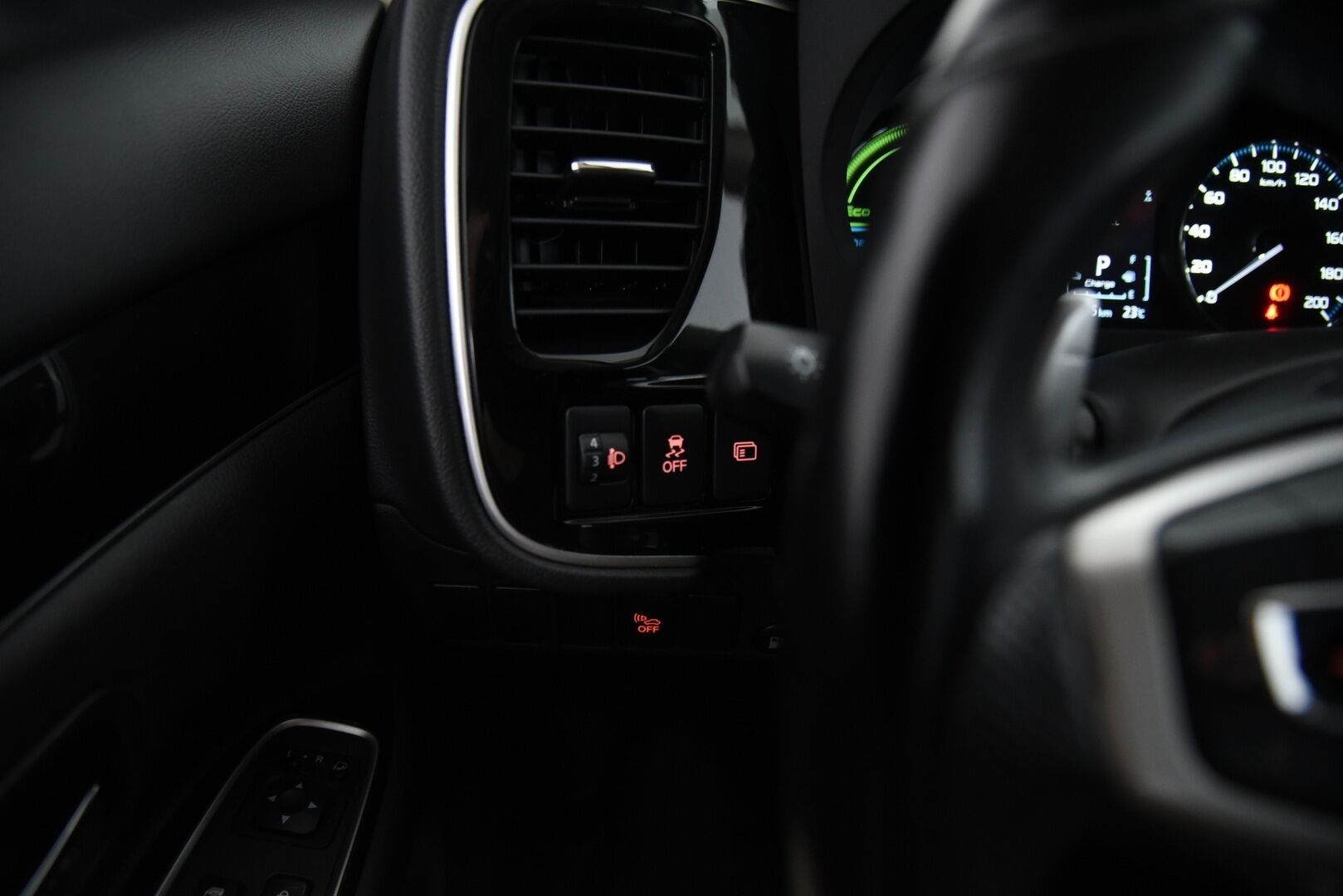 Mitsubishi Outlander PHEV 2021 Business Black 4WD 5P / Navi / Vakkari / P.kamera / - AppleCarPlay / AndroidAuto