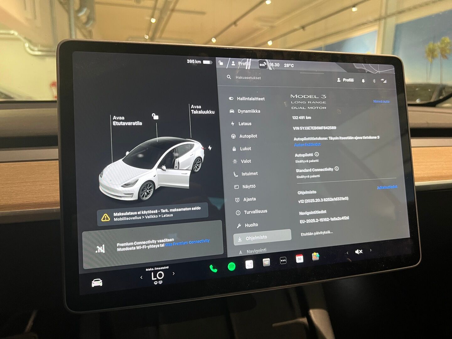TESLA MODEL 3 2021 Long Range Dual Motor AWD *Autopilot / ACC / P. kamera / Nahkasisusta / Vetokoukku*