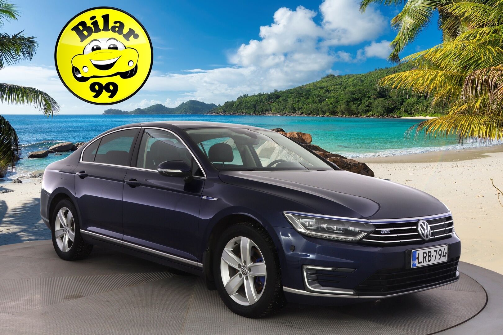 Volkswagen Passat 2018 Sedan GTE Plug-In Hybrid 160 kW (218 hv) DSG - ACC / Vetokoukku / Lohko Sisäpistokkeella / Siisti! 