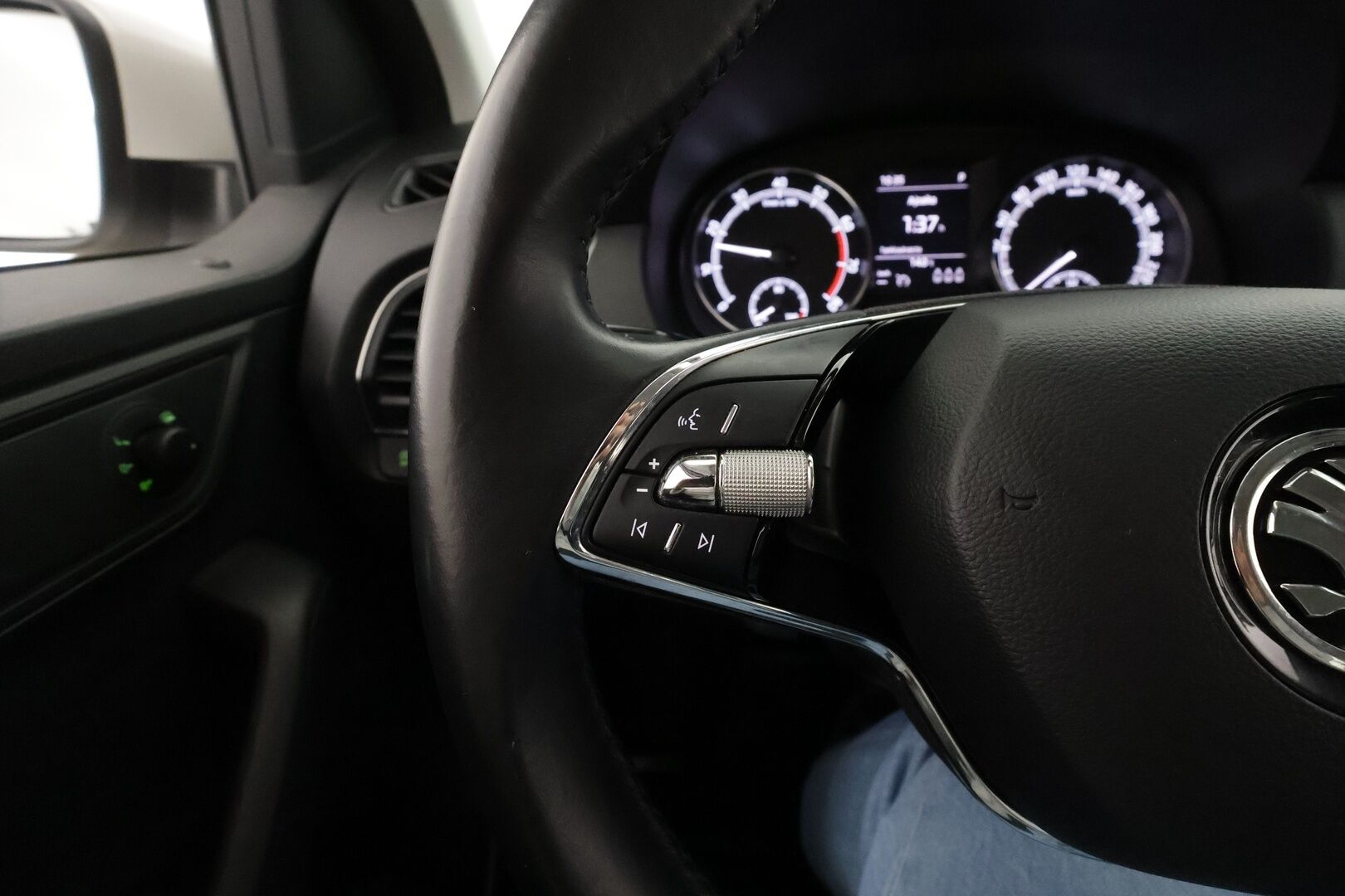 Skoda Fabia 2021 Combi 1.0 TSI 95 Ambition DSG 2-H Pakettiauto * Vakkari / P.tutka / ALV / Lohko+Sisä / 2xRenkaat * - Suomi-auto 