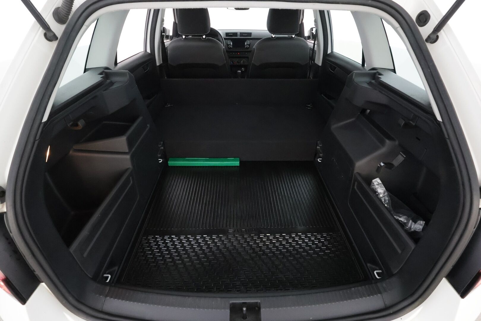 Skoda Fabia 2021 Combi 1.0 TSI 95 Ambition DSG 2-H Pakettiauto * Vakkari / P.tutka / ALV / Lohko+Sisä / 2xRenkaat * - Suomi-auto 