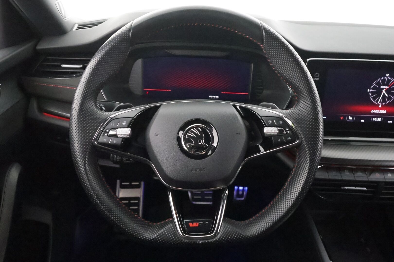 Skoda Octavia 2022 2.0 TSI RS DSG * ACC / Webasto / Matrix-LED /  P.kamera / Apple&Android * - Merkkihuollettu / Suomi-auto / Kahdet Renkaat