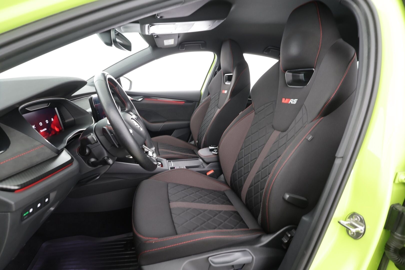 Skoda Octavia 2022 2.0 TSI RS DSG * ACC / Webasto / Matrix-LED /  P.kamera / Apple&Android * - Merkkihuollettu / Suomi-auto / Kahdet Renkaat