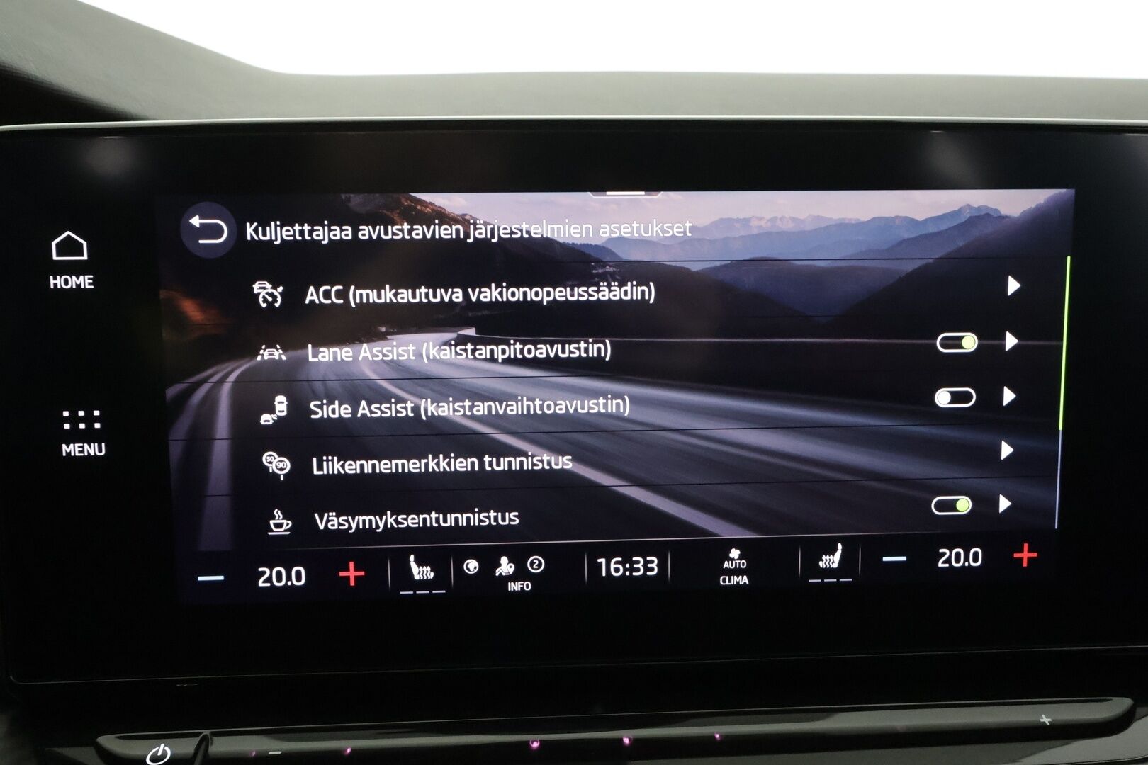 Skoda Octavia 2022 2.0 TSI RS DSG * ACC / Webasto / Matrix-LED /  P.kamera / Apple&Android * - Merkkihuollettu / Suomi-auto / Kahdet Renkaat