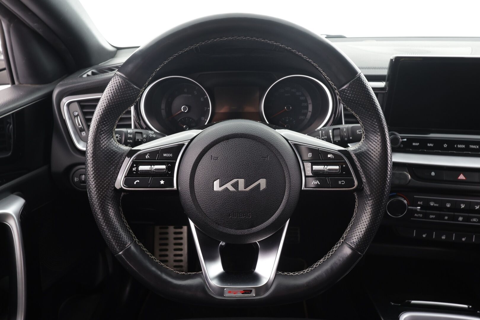 Kia ProCeed 2022 ProCeed 1.0 T-GDi 120hv GT-Line * Vakkari / Puolinahkasisusta / P.kamera / LED-lisävalo / Lohko / Navi / Puolinahat * - 1.Om Suomi-auto / Kahdet renkaat aluvanteilla / Merkkihuollettu / Juuri katsastettu - HULLUT AVAJAISHULINAT KORKOTARJOUS 3,29 %