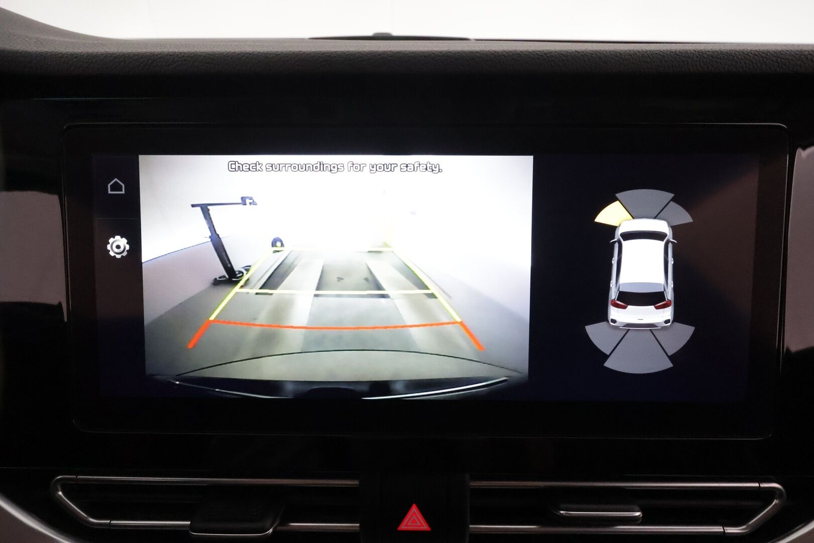Kia Niro 2022 Business Luxury 64,8 kWh 204 hv **Lämpöpumppu / JBL / Lasikattoluukku / Muistipenkki / Adapt.vakkari / Ilmastoidut penkit** - 1.om Suomi-auto / Akku kuntotarkastettu / Merkkihuollettu / Kahdet renkaat aluvanteilla / KeylessGo / Digimittaristo