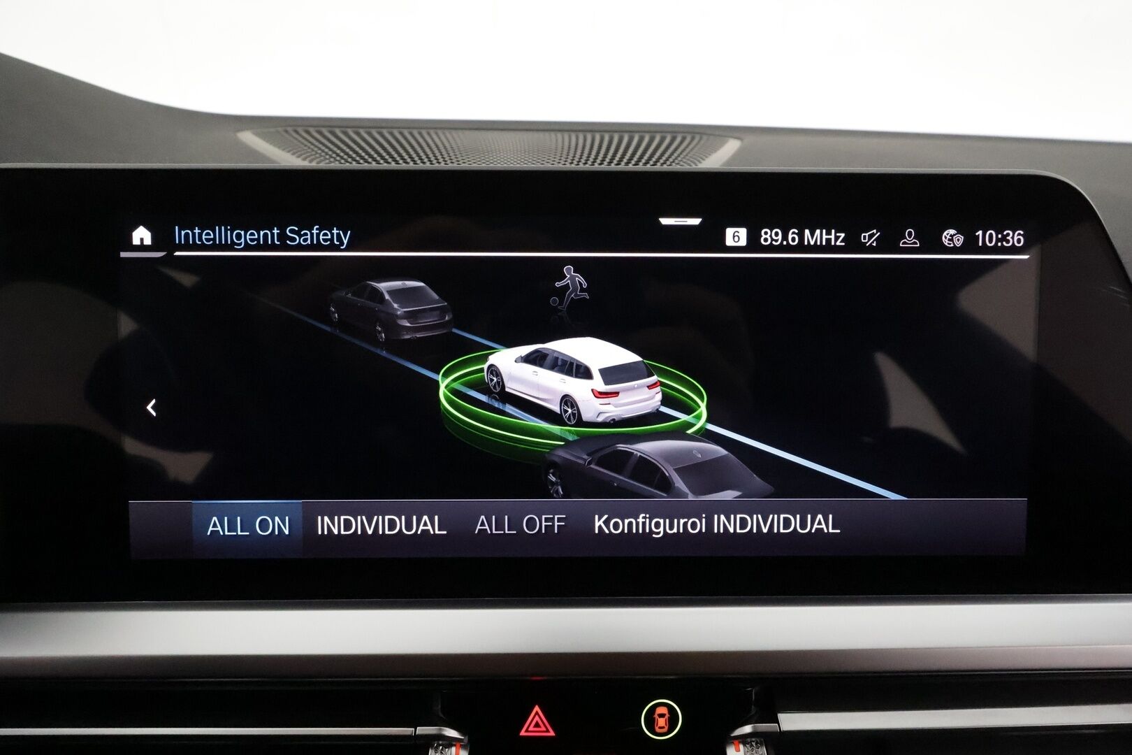 BMW 320 2022 G21 Touring 320e xDrive A Charged Edition M Sport *ACC / Laser / Hifit / P.kamera / Koukku / Navi / Sporttipenkit * - Akku kuntotarkastettu / Suomi-auto / Kahdet renkaat aluvanteilla / Merkkihuollettu - HULLU BLACKWEEK KORKOTARJOUS 2,49%