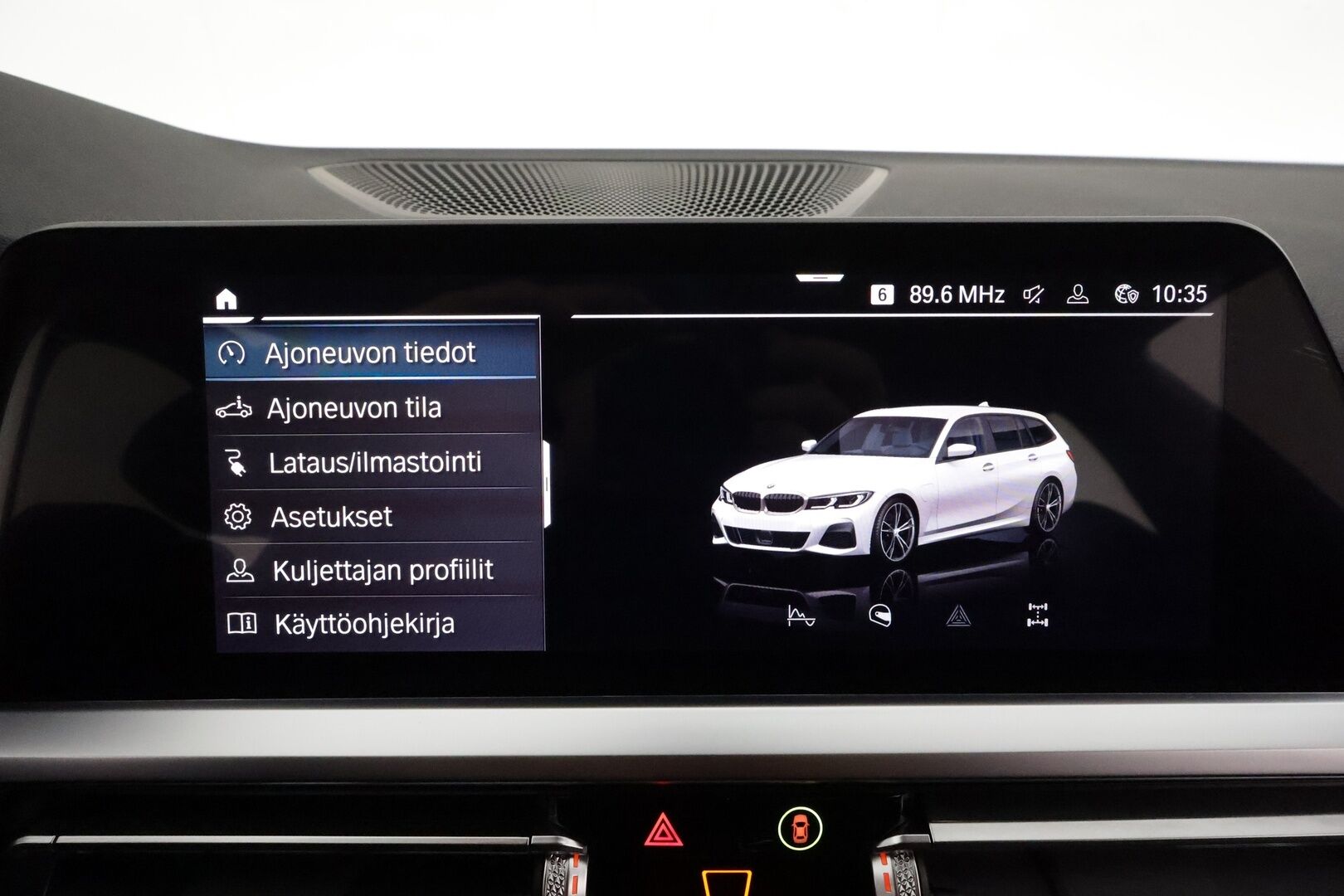 BMW 320 2022 G21 Touring 320e xDrive A Charged Edition M Sport *ACC / Laser / Hifit / P.kamera / Koukku / Navi / Sporttipenkit * - Akku kuntotarkastettu / Suomi-auto / Kahdet renkaat aluvanteilla / Merkkihuollettu - HULLU BLACKWEEK KORKOTARJOUS 2,49%