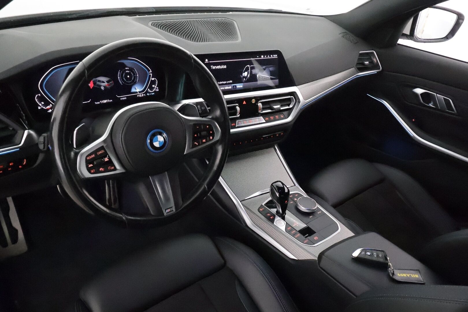 BMW 320 2022 G21 Touring 320e xDrive A Charged Edition M Sport *ACC / Laser / Hifit / P.kamera / Koukku / Navi / Sporttipenkit * - Akku kuntotarkastettu / Suomi-auto / Kahdet renkaat aluvanteilla / Merkkihuollettu - HULLU BLACKWEEK KORKOTARJOUS 2,49%