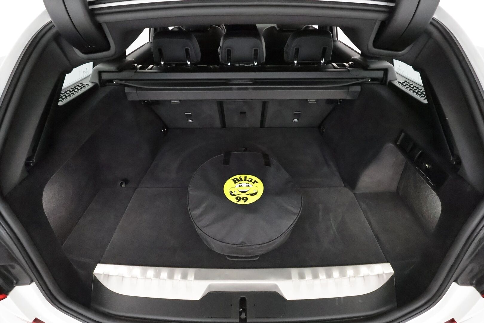 BMW 320 2022 G21 Touring 320e xDrive A Charged Edition M Sport *ACC / Laser / Hifit / P.kamera / Koukku / Navi / Sporttipenkit * - Akku kuntotarkastettu / Suomi-auto / Kahdet renkaat aluvanteilla / Merkkihuollettu - HULLU BLACKWEEK KORKOTARJOUS 2,49%