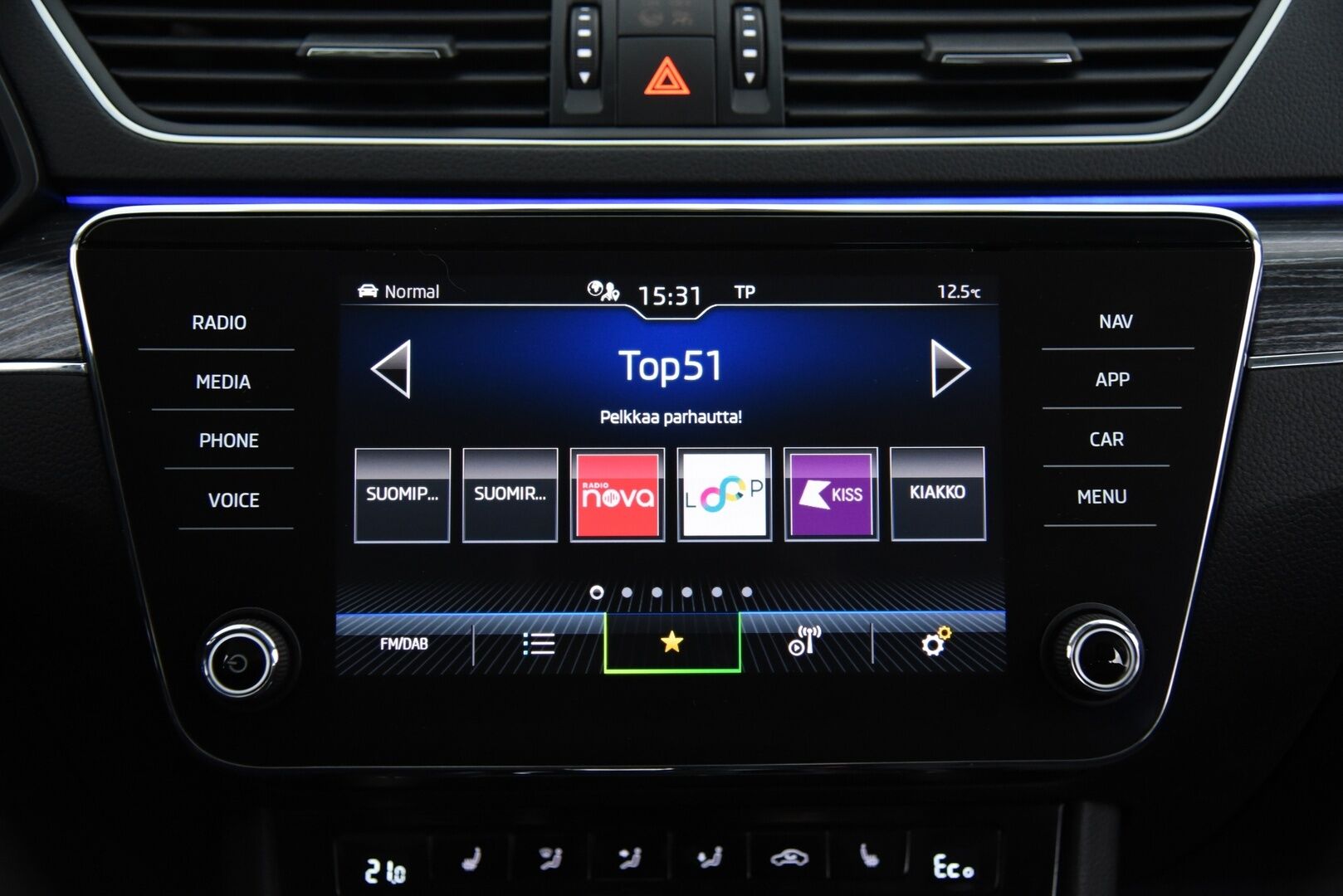 Skoda Superb 2021 1,4 TSI PHEV Style iV DSG Autom. / Matrix-LED / Muistipenkki / Keyless / P-Tutkat / SmartLink / Merkkihuollettu - Juuri huollettu merkkiliikkeessä!