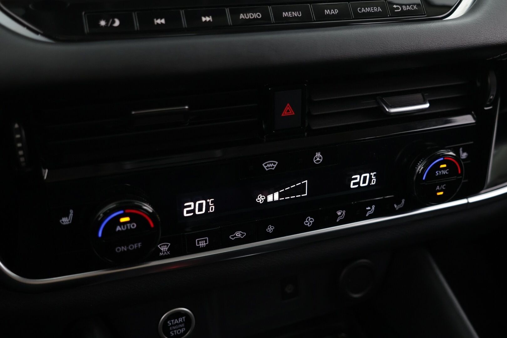 Nissan Qashqai 2022 DIG-T 160 Acenta 2WD DCT / Ratinlämmitys! / Lohko+sisä! / Acc / 2xRenkaat / - Siisti! / Vähän ajettu! / Suomi Auto! 