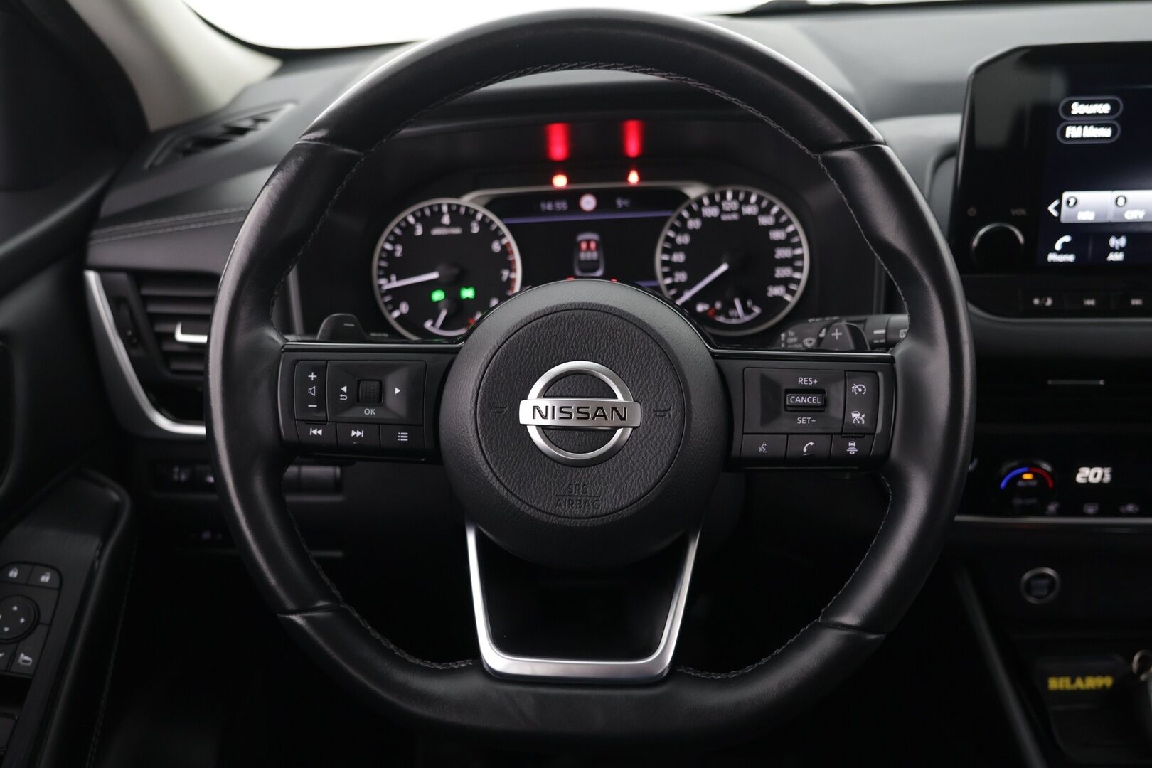 Nissan Qashqai 2022 DIG-T 160 Acenta 2WD DCT / Ratinlämmitys! / Lohko+sisä! / Acc / 2xRenkaat / - Siisti! / Vähän ajettu! / Suomi Auto! 